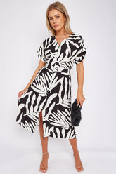 8Pcs Black Leaf Print Short Sleeve V Neck Midi Dress