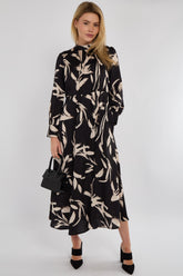 6Pcs Black Brushstroke Print Pleated Skirt Satin Maxi Dress
