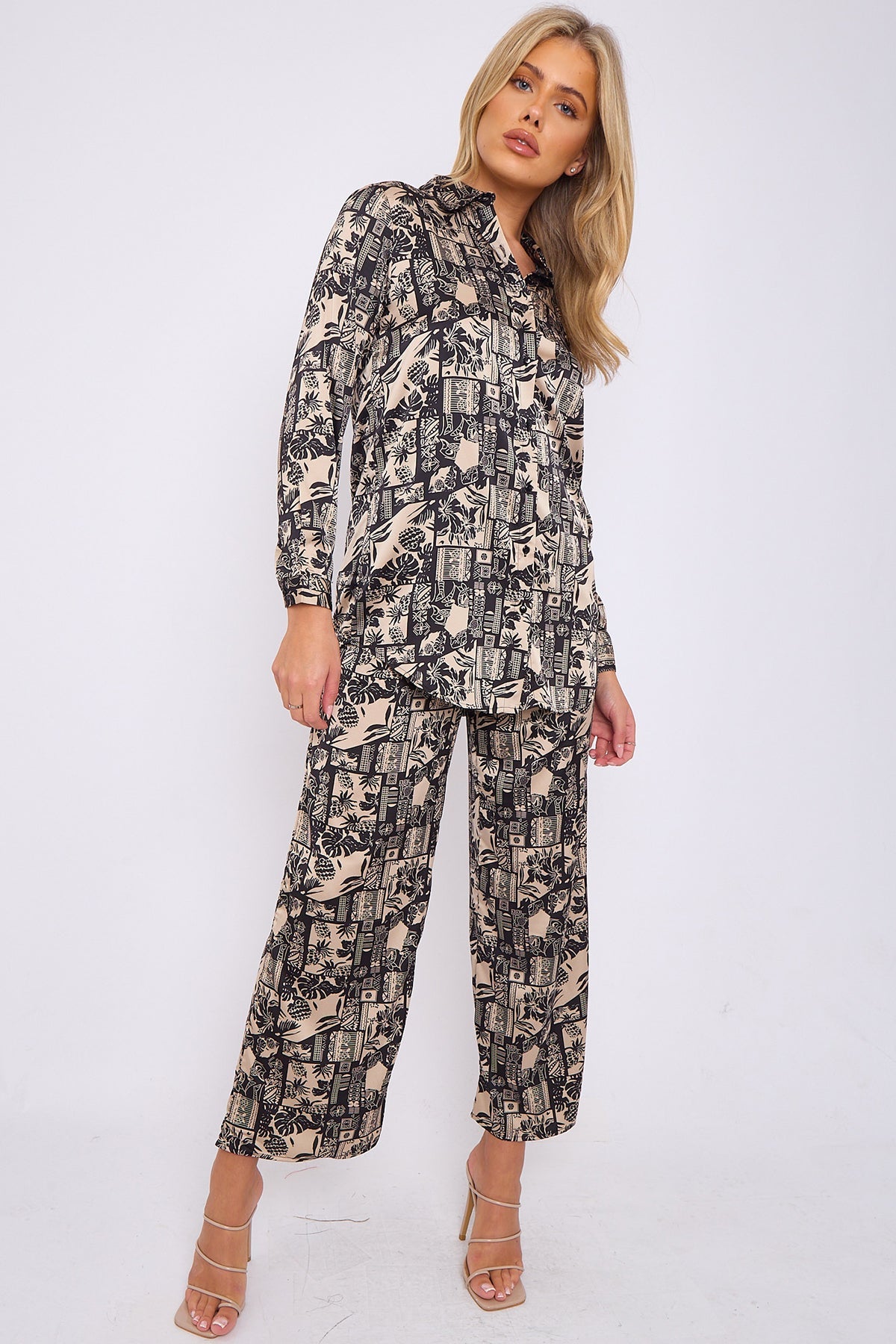 6Pcs Beige and Black Graphic Print Co-ord Shirt and Trousers Set