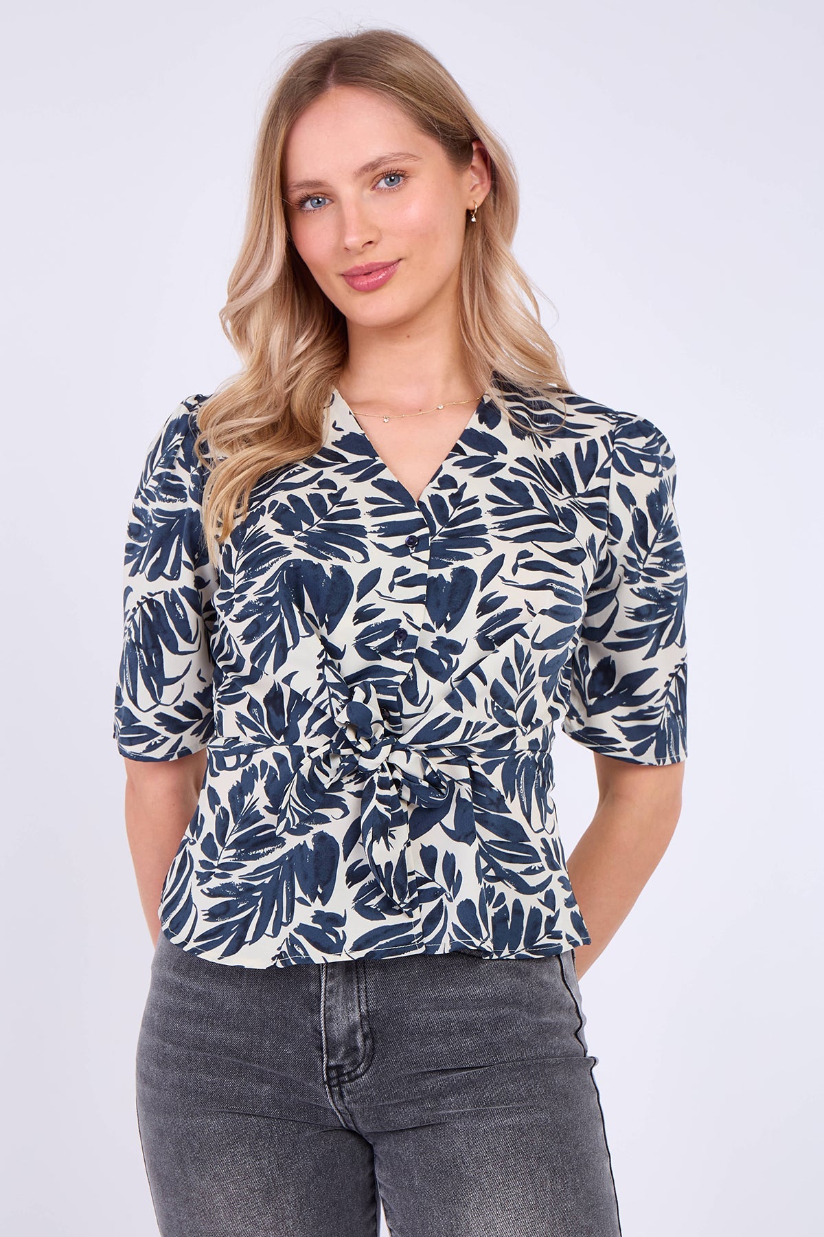 8Pcs Palm Leaf Print Short Sleeve Knotted Top