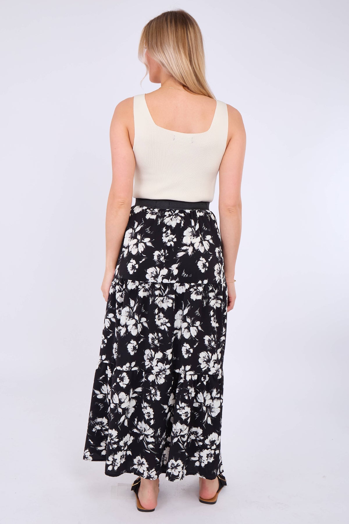 8Pcs Mono Floral Print Tiered Maxi Skirt