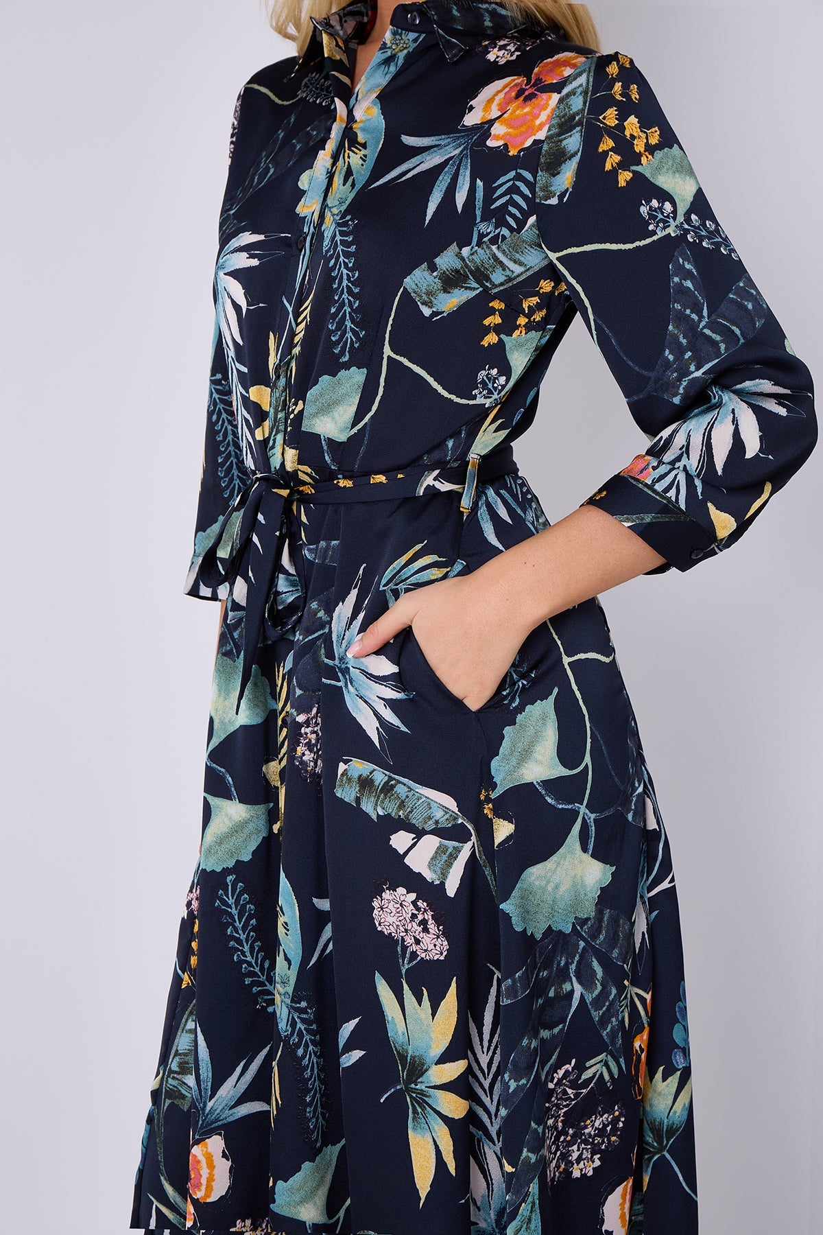 8Pcs Navy Botanical Print Satin Maxi Shirt Dress