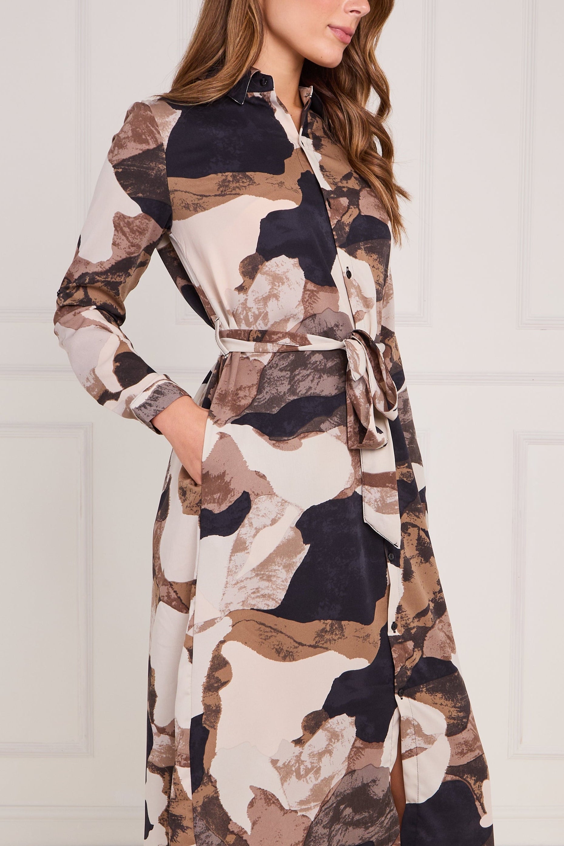 8Pcs Earthtone Abstract Flow Print Midi Shirt Dress