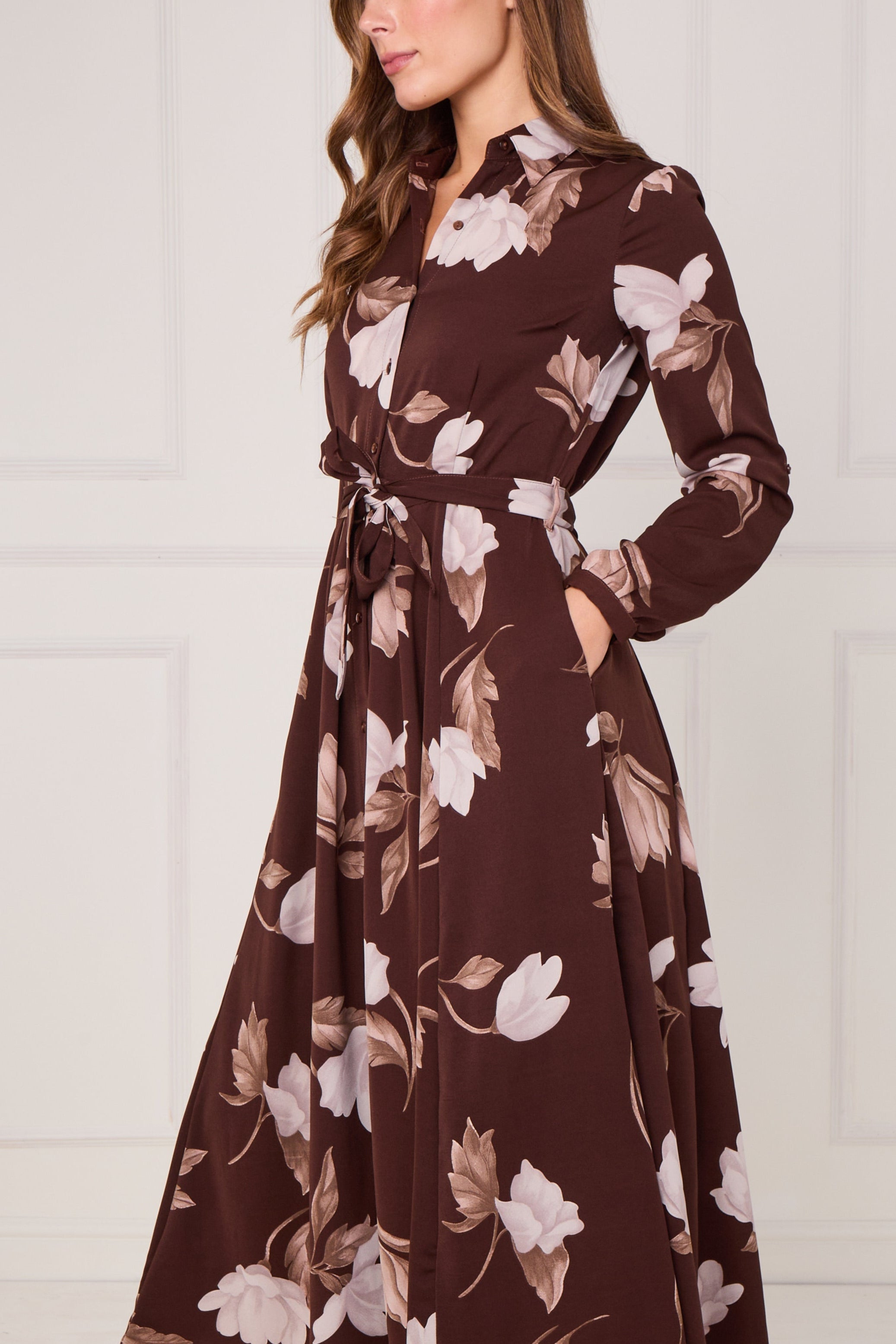 8Pcs Chocolate and Cream Magnolia Print Maxi Shirt Dress