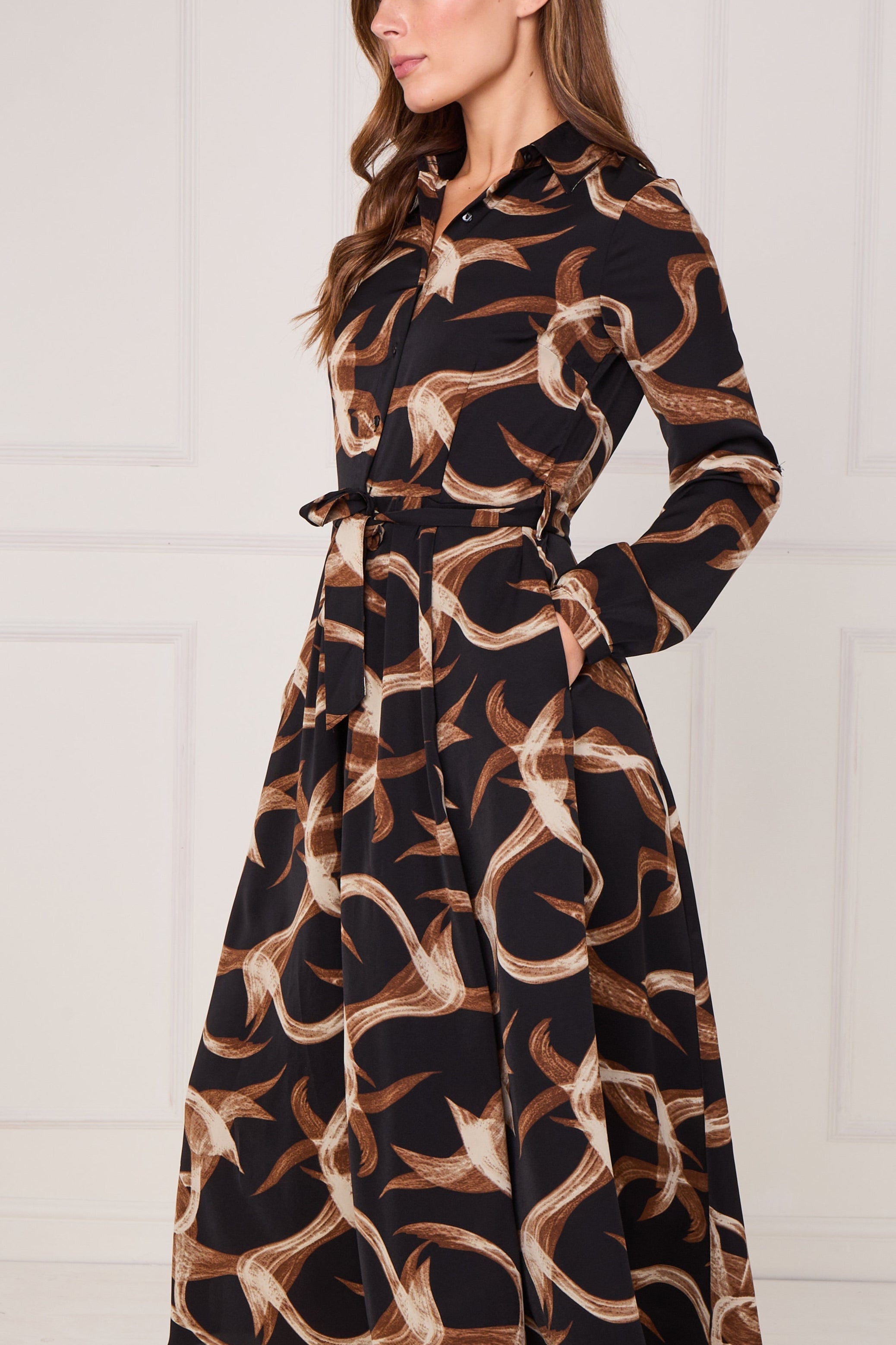 8Pcs Black and Caramel Swirl Print Maxi Shirt Dress