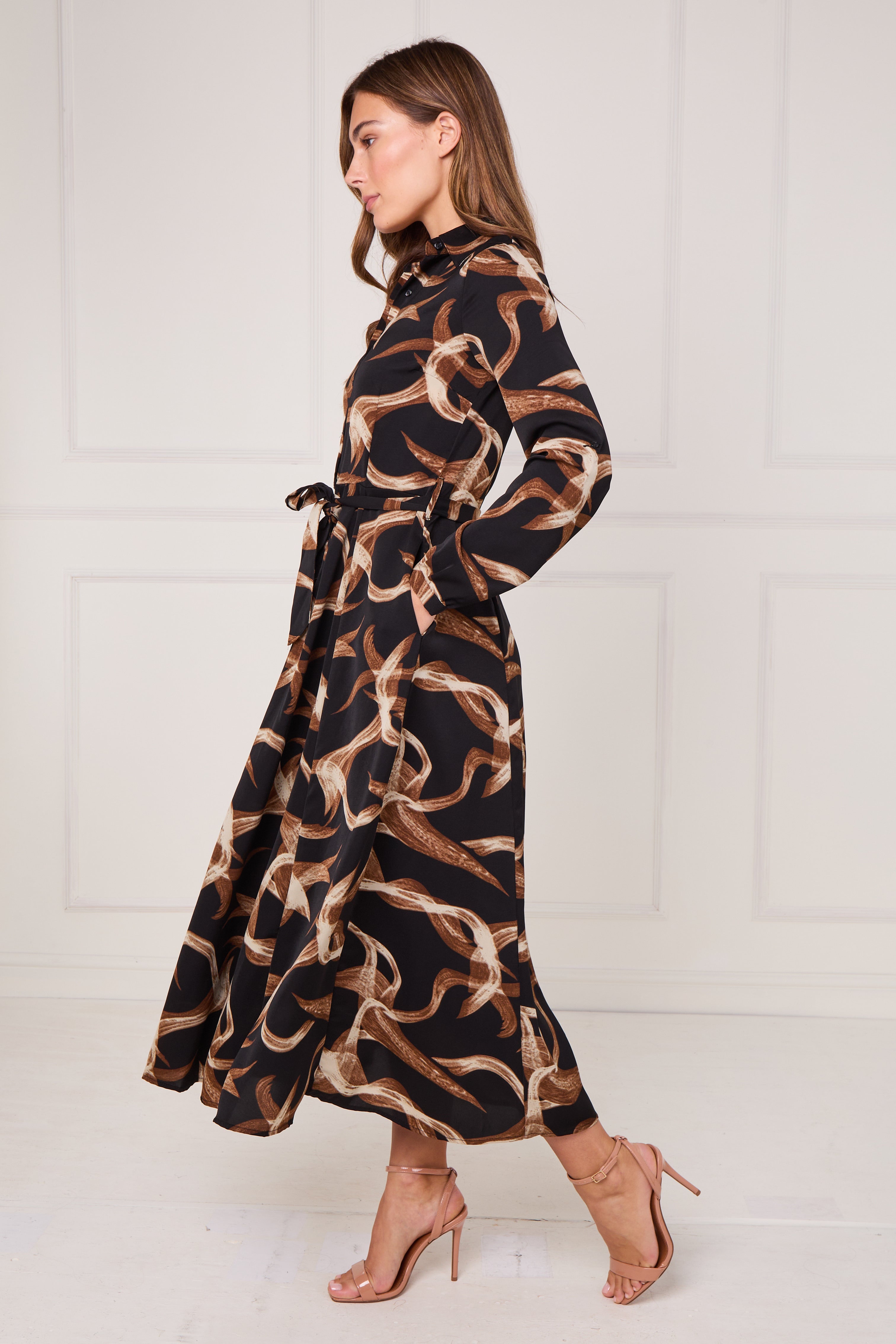 8Pcs Black and Caramel Swirl Print Maxi Shirt Dress