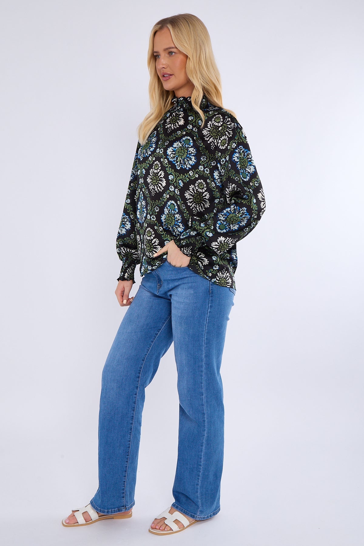 8Pcs Black Baroque Floral Print Shirred Waist Blouse