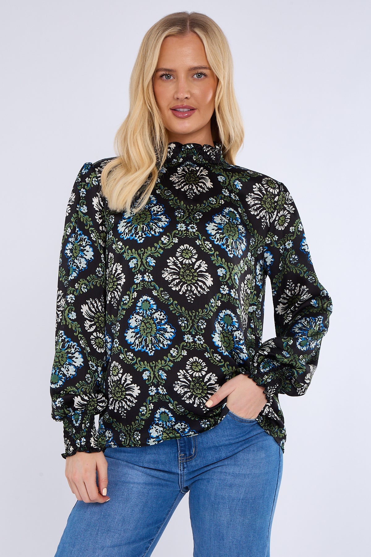 8Pcs Black Baroque Floral Print Shirred Waist Blouse