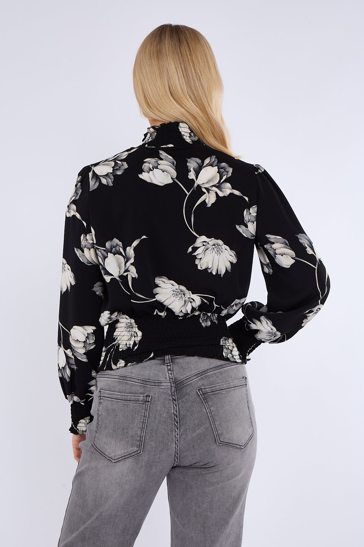 8Pcs Black Floral Print Shirred Waist Cropped Top