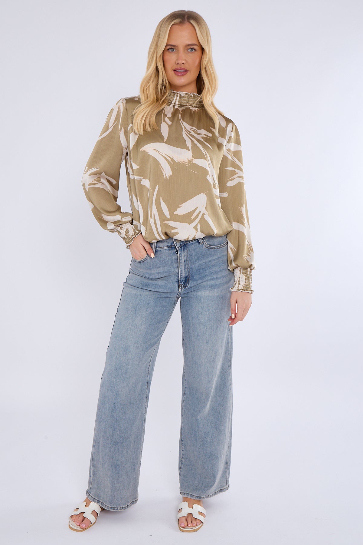 8Pcs Olive Abstract Brushstroke Shirred Cuff Blouse