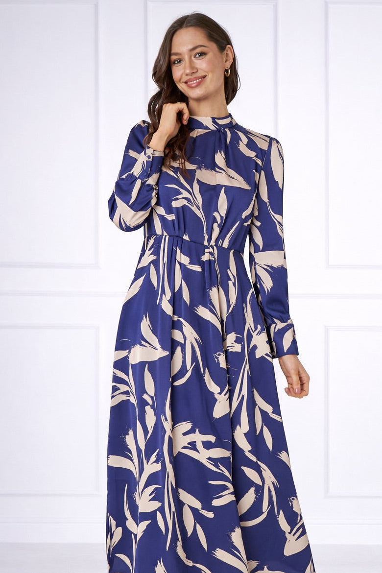 8Pcs Blue Brushstroke Print Pleated Skirt Satin Maxi Dress