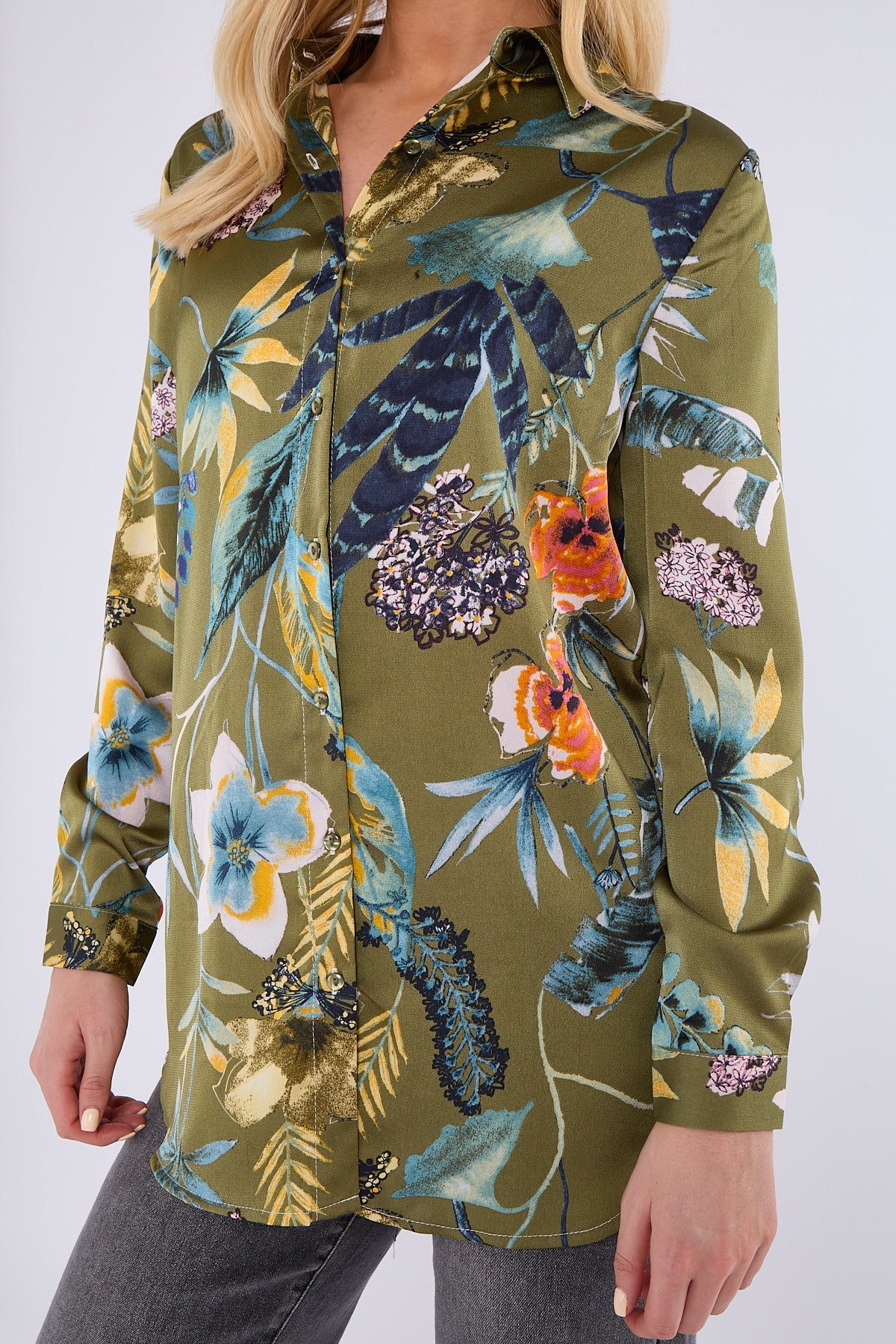 8Pcs Olive Floral Print Bubble Satin Shirt