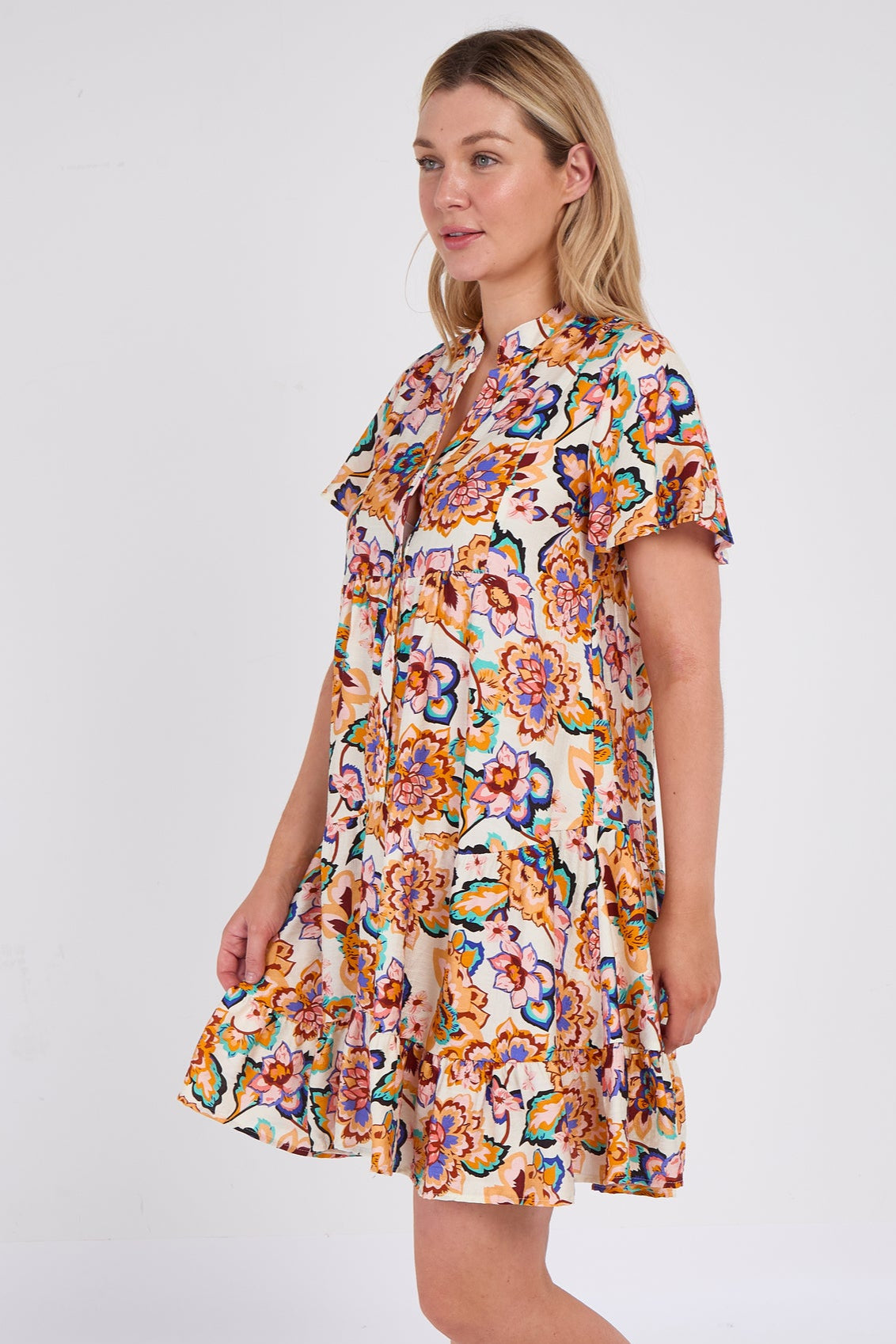 8Pcs White Bloom Print Ruffle Hem Mini Shirt Dress
