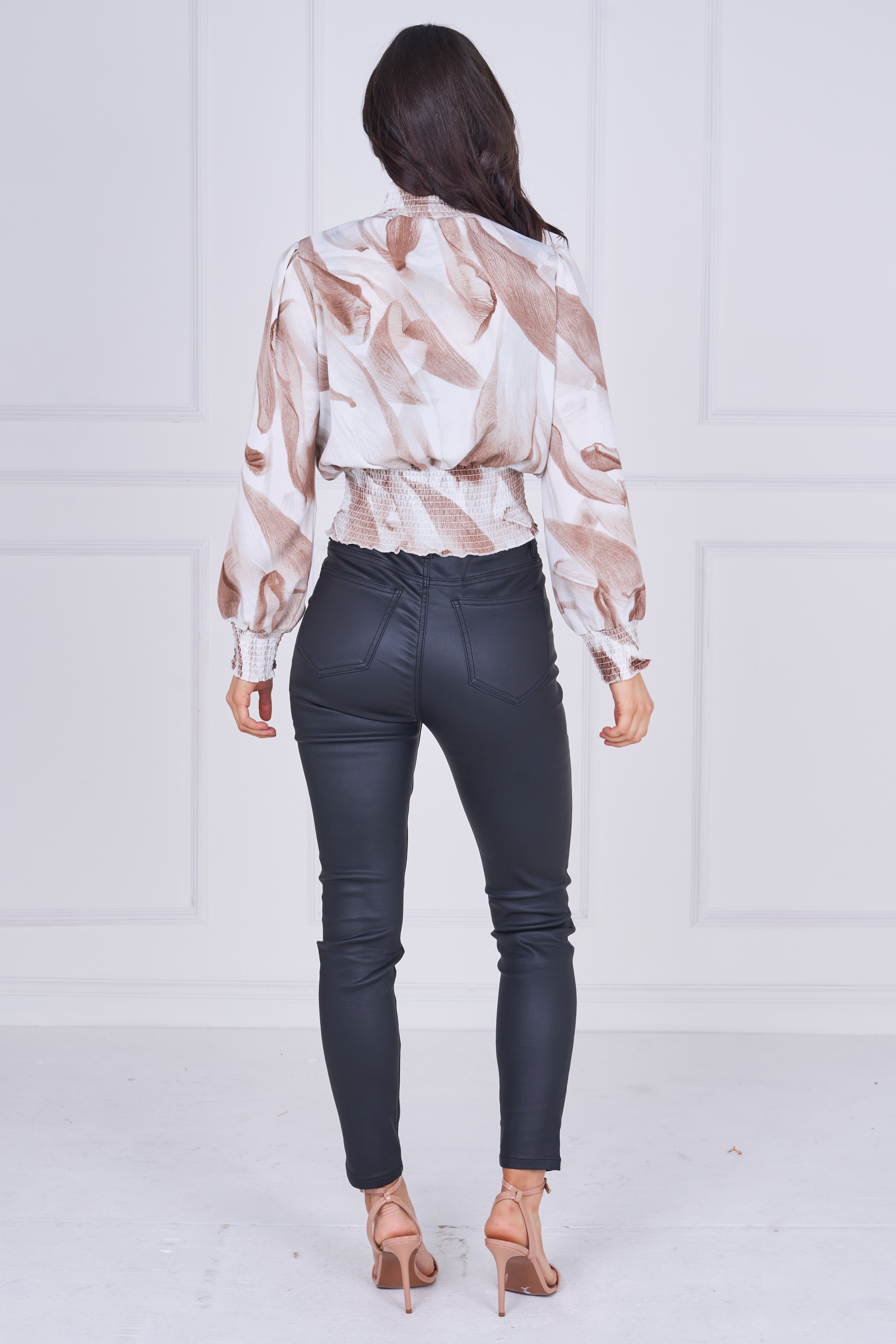 9pcs Sand Abstract Print Shirred Waist Top