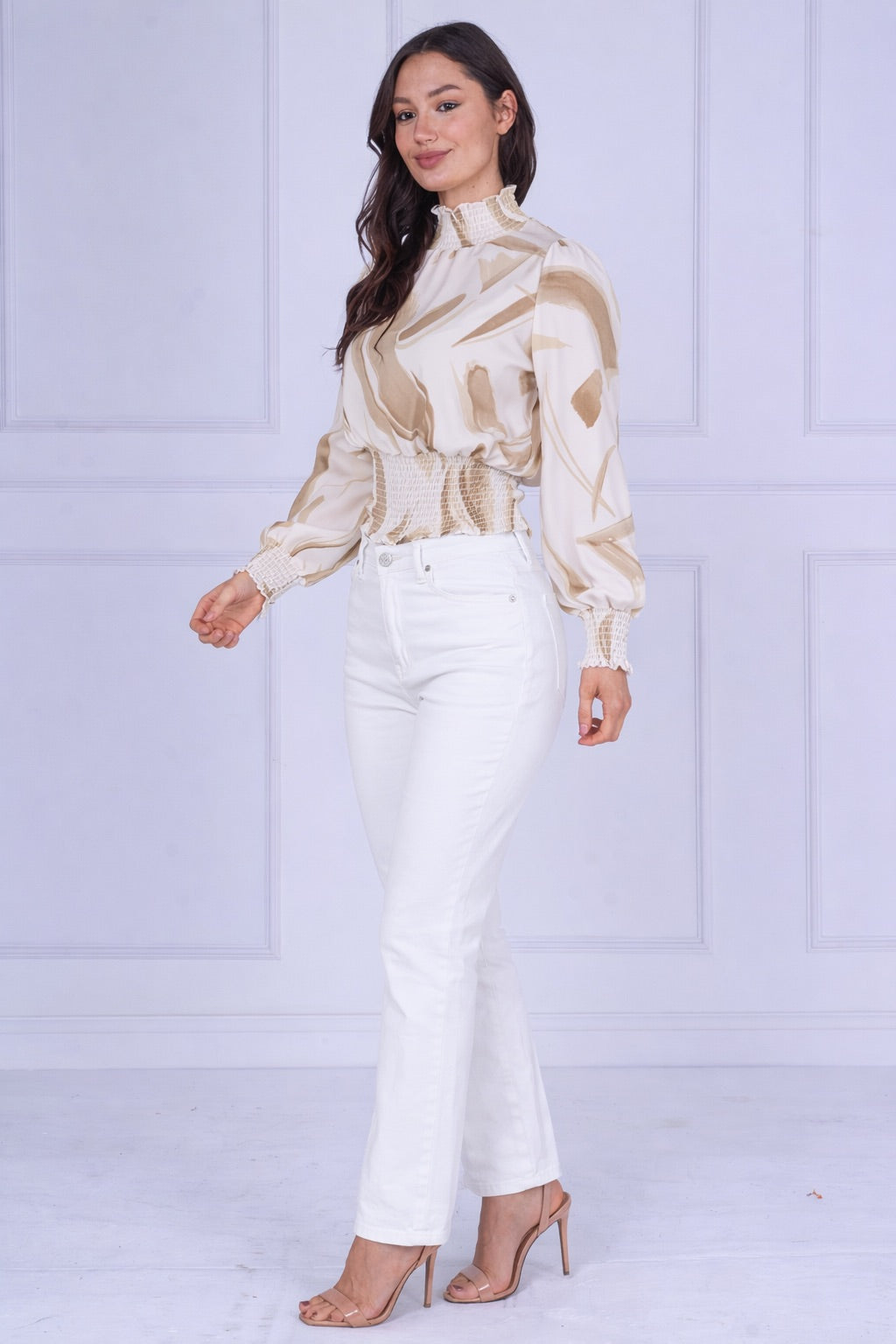 9pcs Sand Brushstroke Smocked High Neck Blouse
