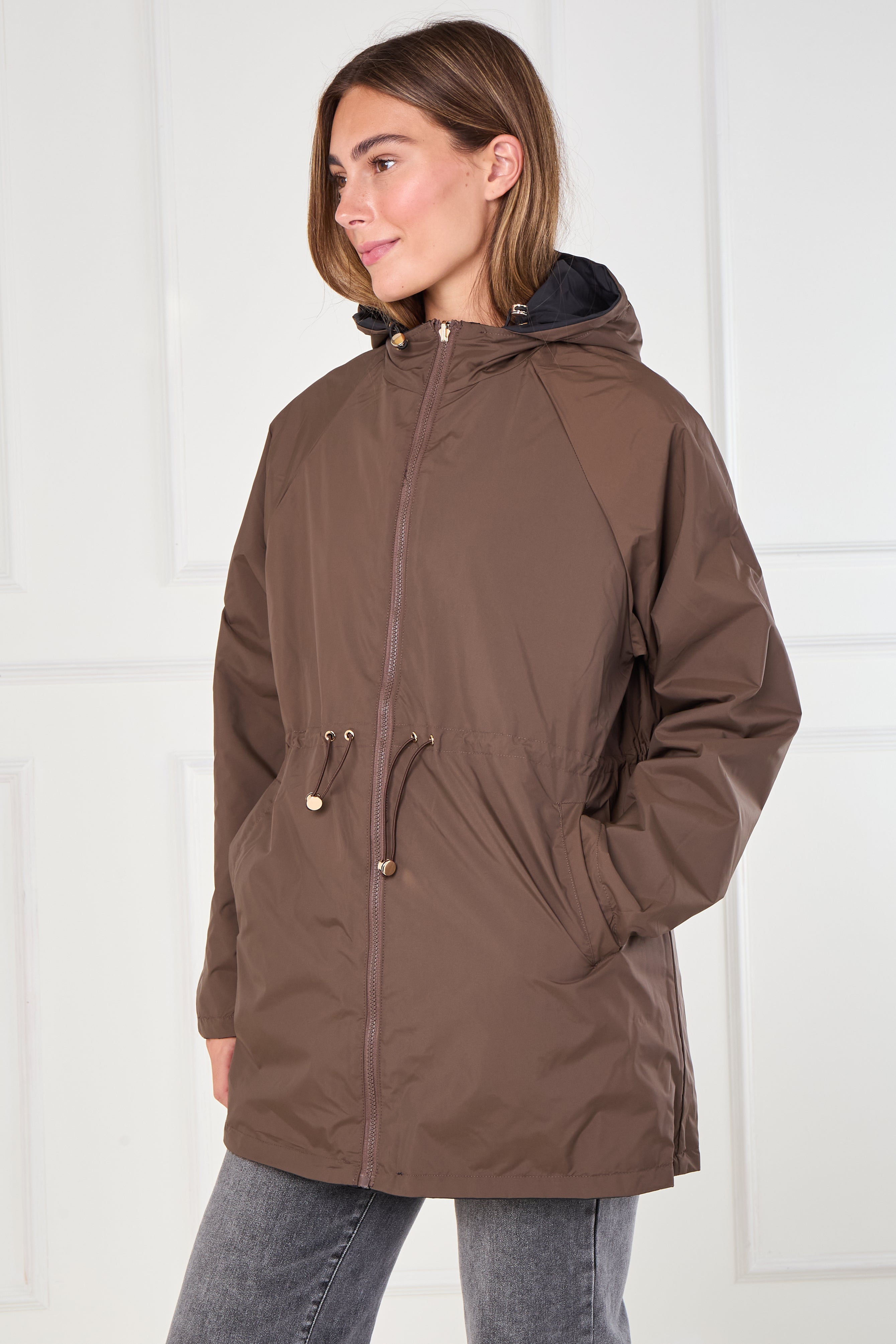 8Pcs Black and Chocolate Reversible Parka