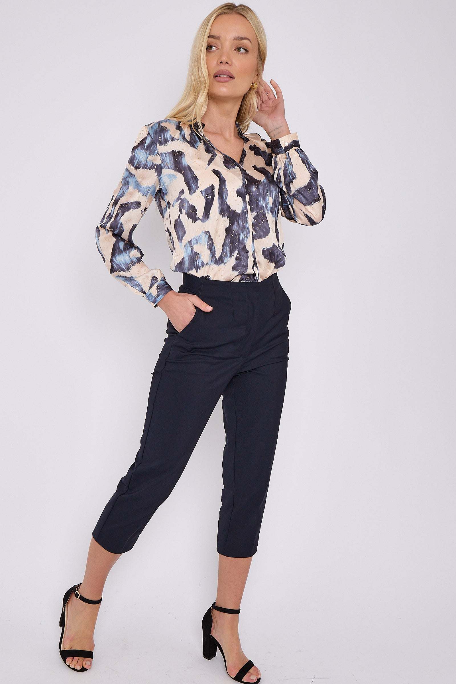 8Pcs Navy Abstract Print Gold Dotted Blouse
