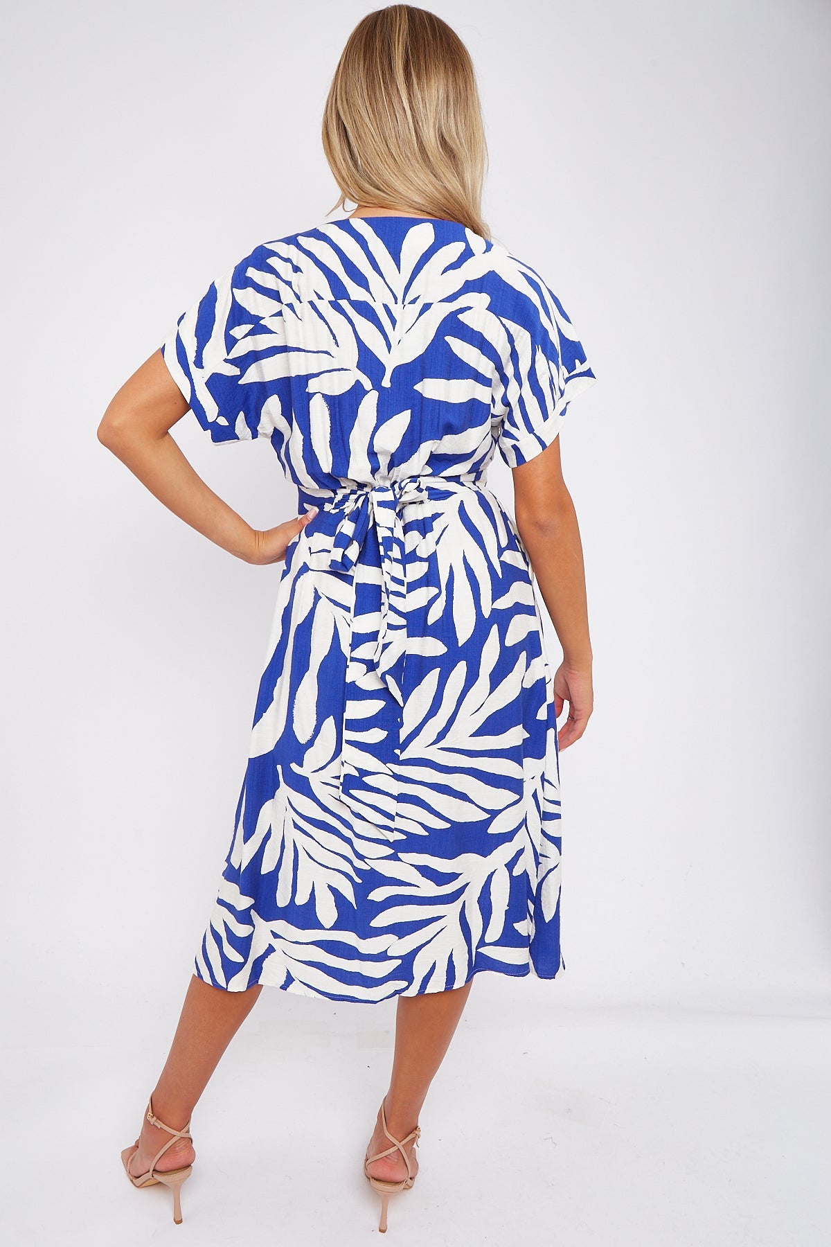 8Pcs Blue Leaf Print Short Sleeve V Neck Midi Dress