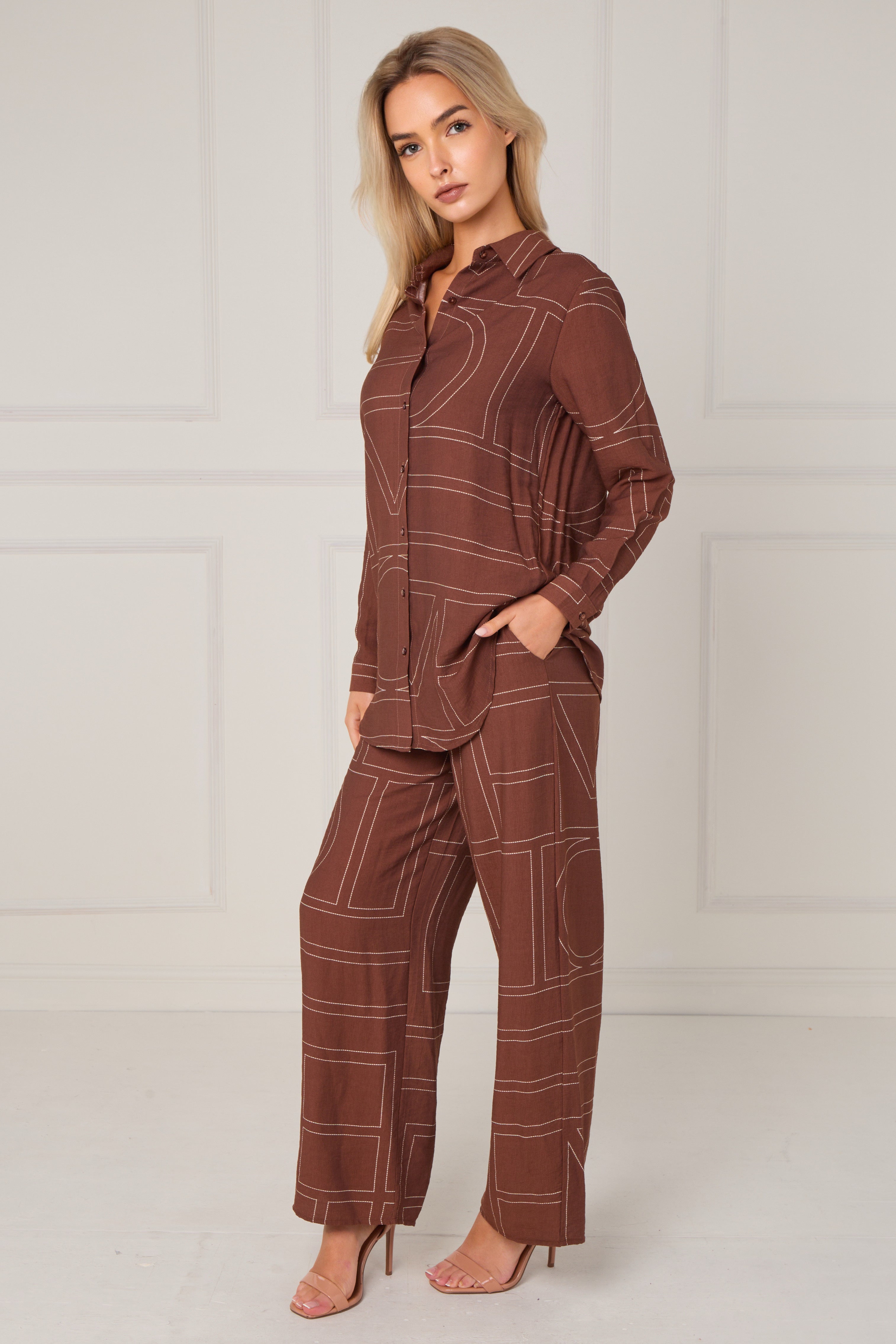 8Pcs Chocolate Geometric Line Print Wide-Leg Co-ord