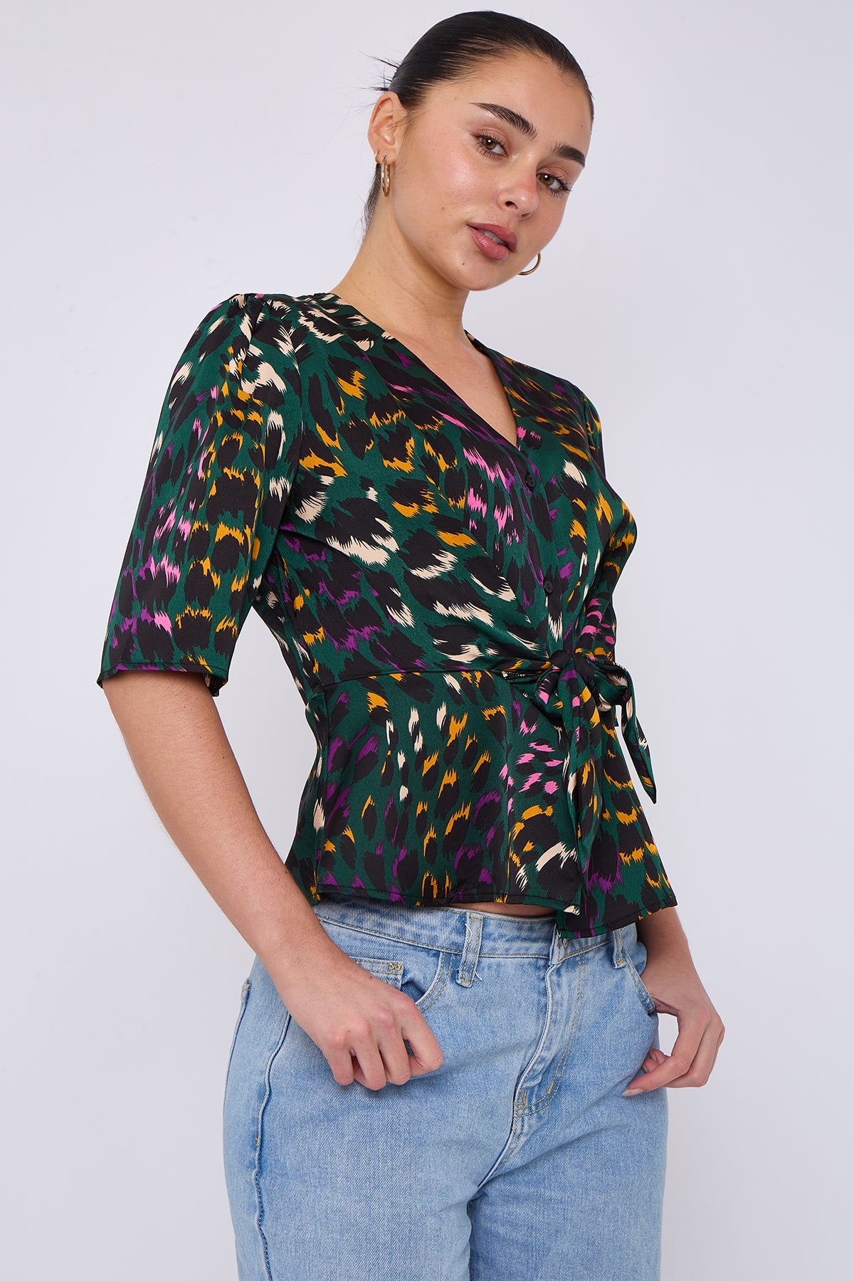 8Pcs Emerald Leopard Print Knotted Satin Top