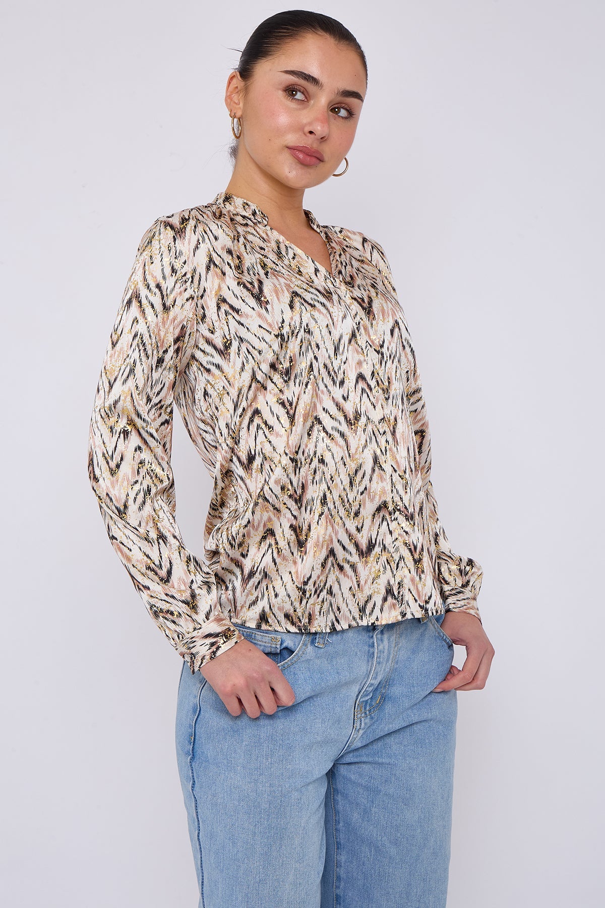 8Pcs White Aztec Print Gold Foil Dotted Blouse