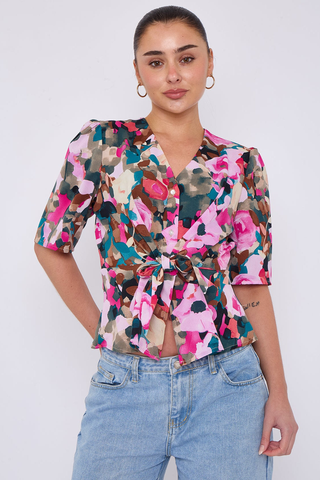 8Pcs Pink Roses Print Short Sleeve Knotted Top