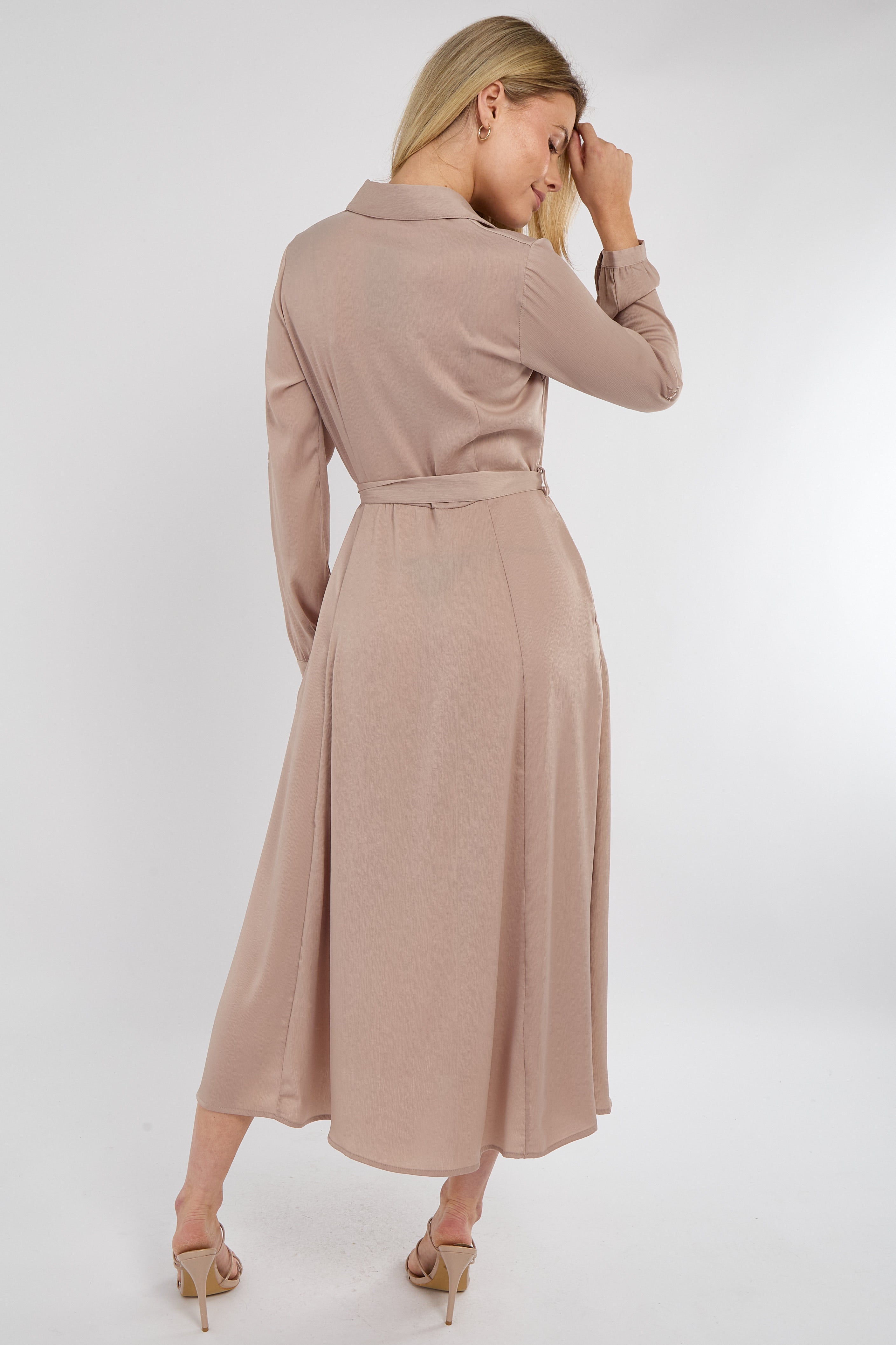 8Pcs Champagne Layered Satin Long Sleeve Maxi Shirt Dress