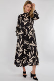 6Pcs Black Brushstroke Print Pleated Skirt Satin Maxi Dress