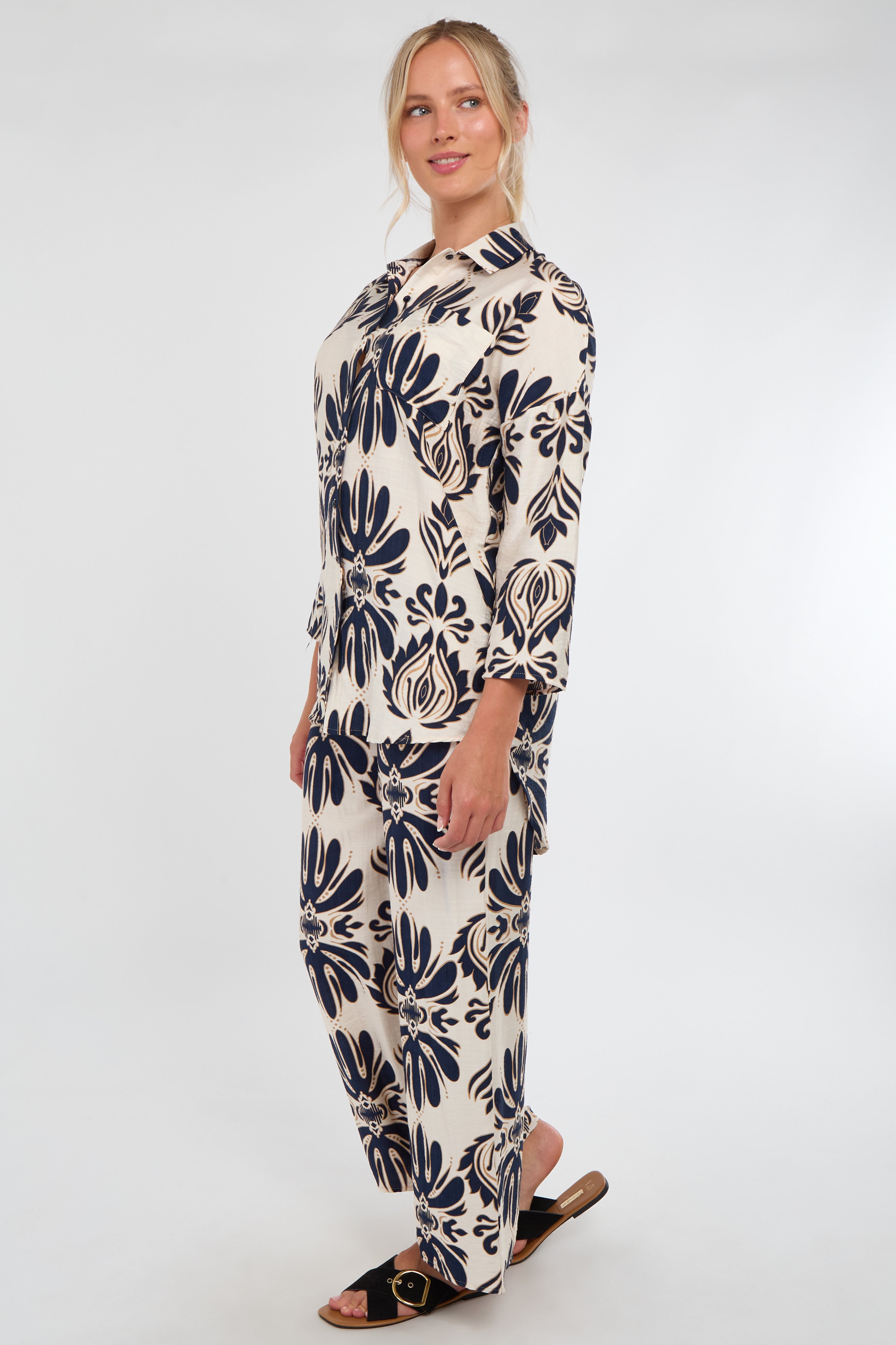 6Pcs Cream and Navy Bold Floral Print Co-Ord Set
