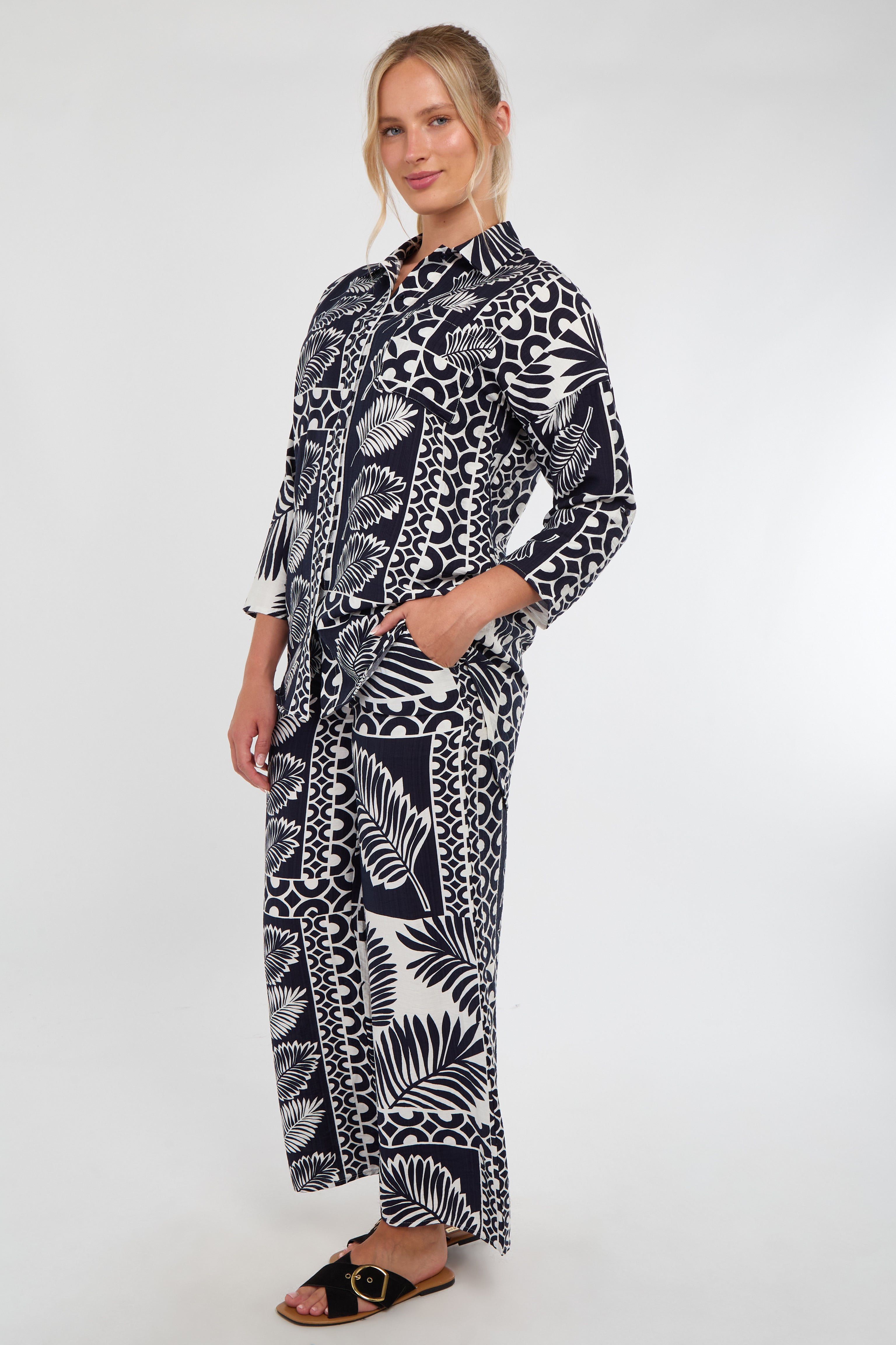 6Pcs Navy and White Tropical Patch Print Co-Ord Set