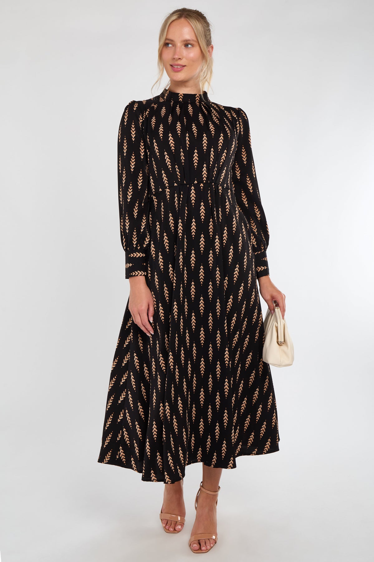 6Pcs Tan Chevron Print Pleated Skirt Maxi Dress