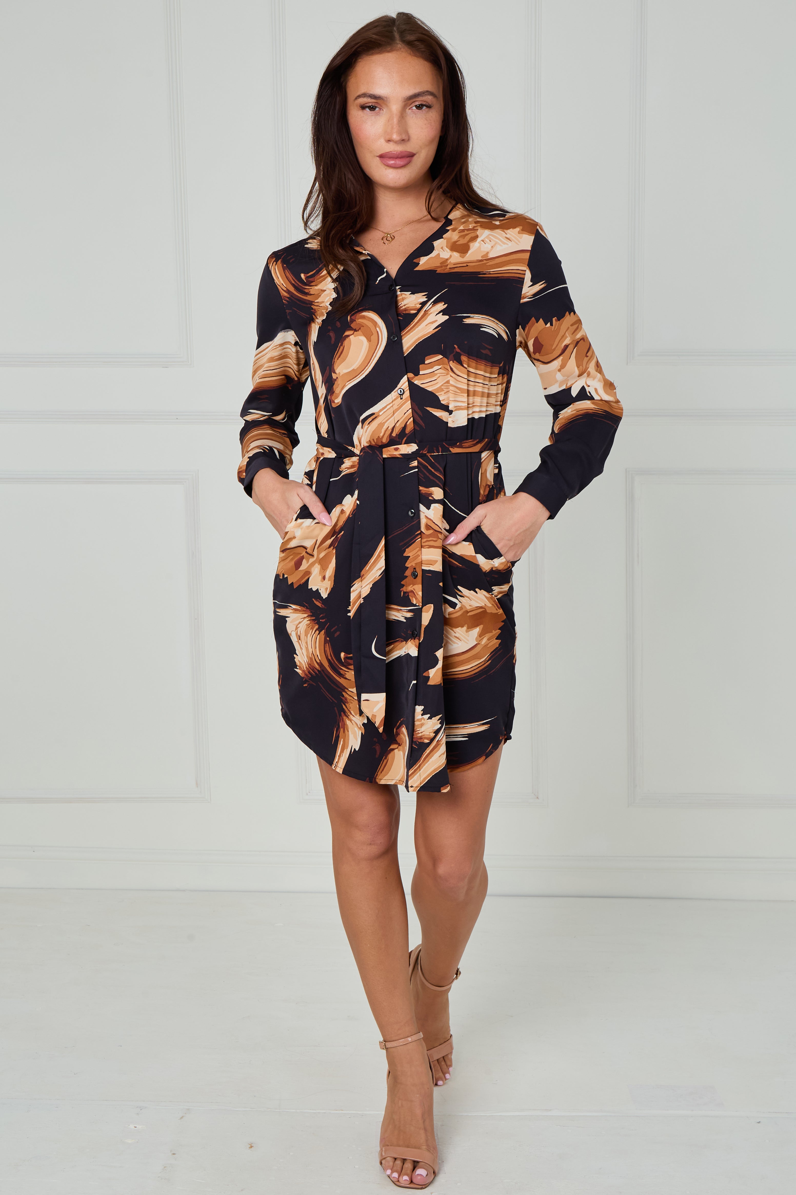 8Pcs Black and Mustard Smoky Abstract Print Mini Shirt Dress