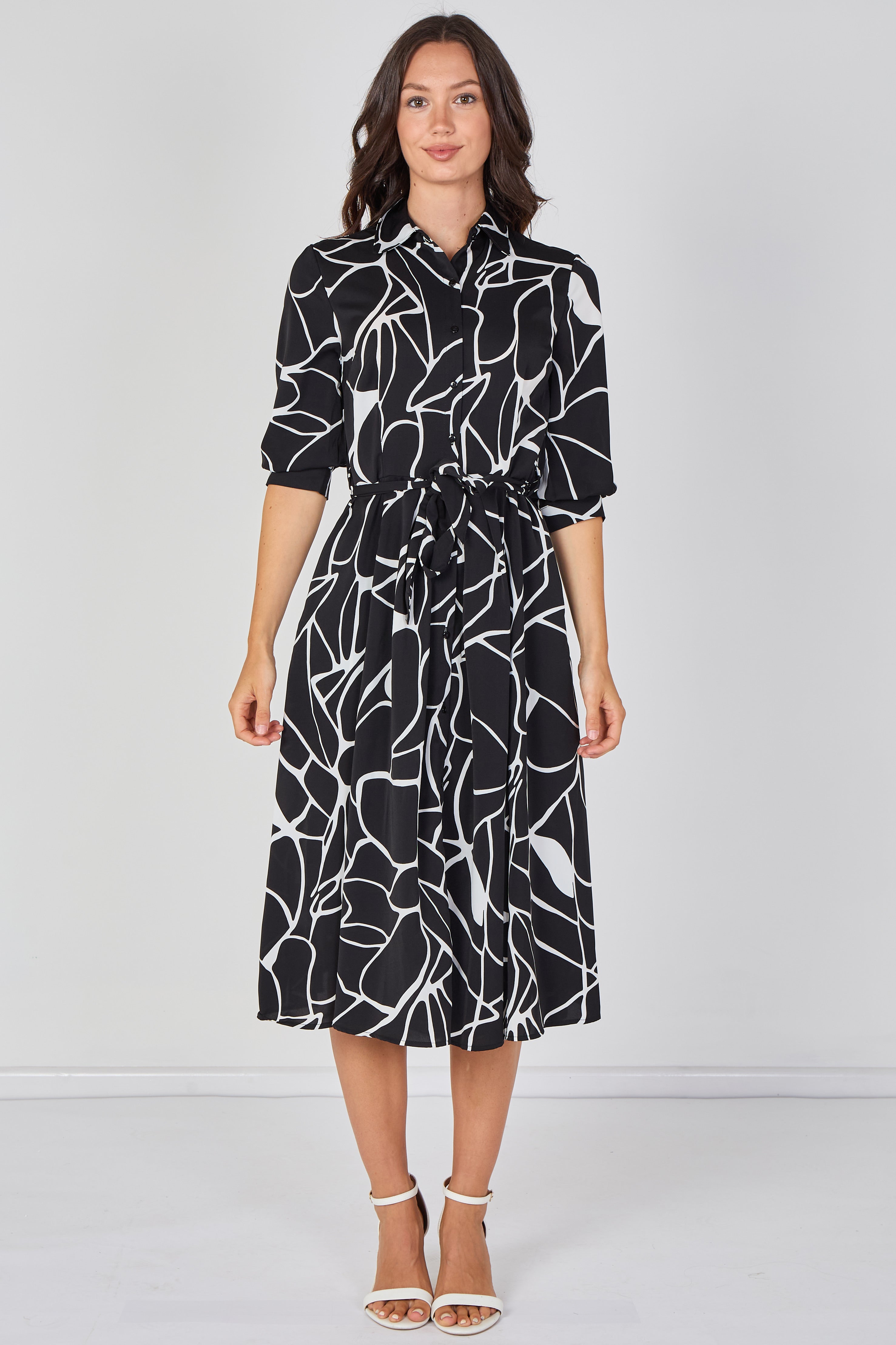 8Pcs Black and White Abstract Line Print Belted Midi Shirt Dress