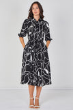 8Pcs Black and White Abstract Line Print Belted Midi Shirt Dress