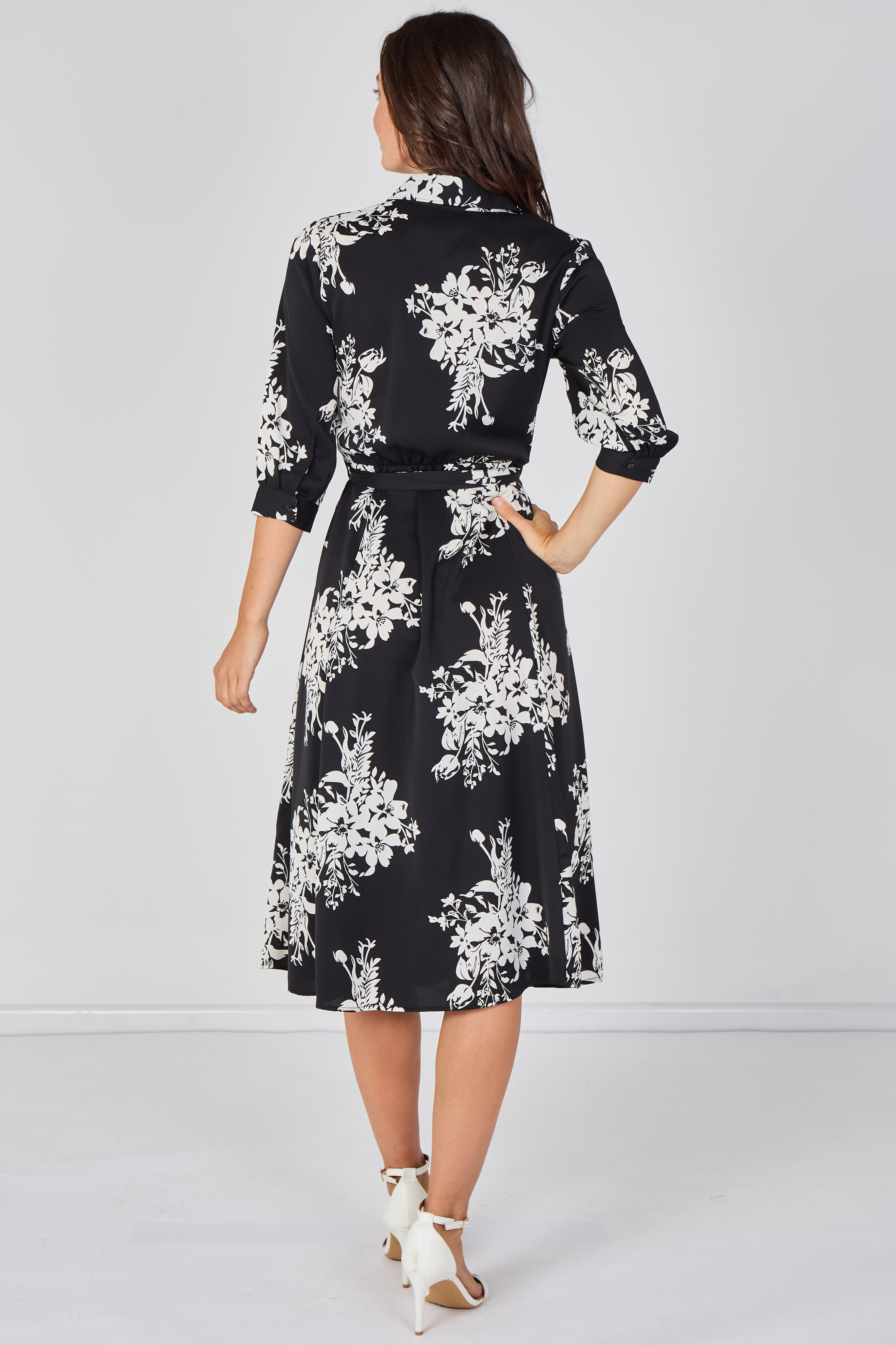 8Pcs Black Ivory Bouquet Print Belted Midi Shirt Dress