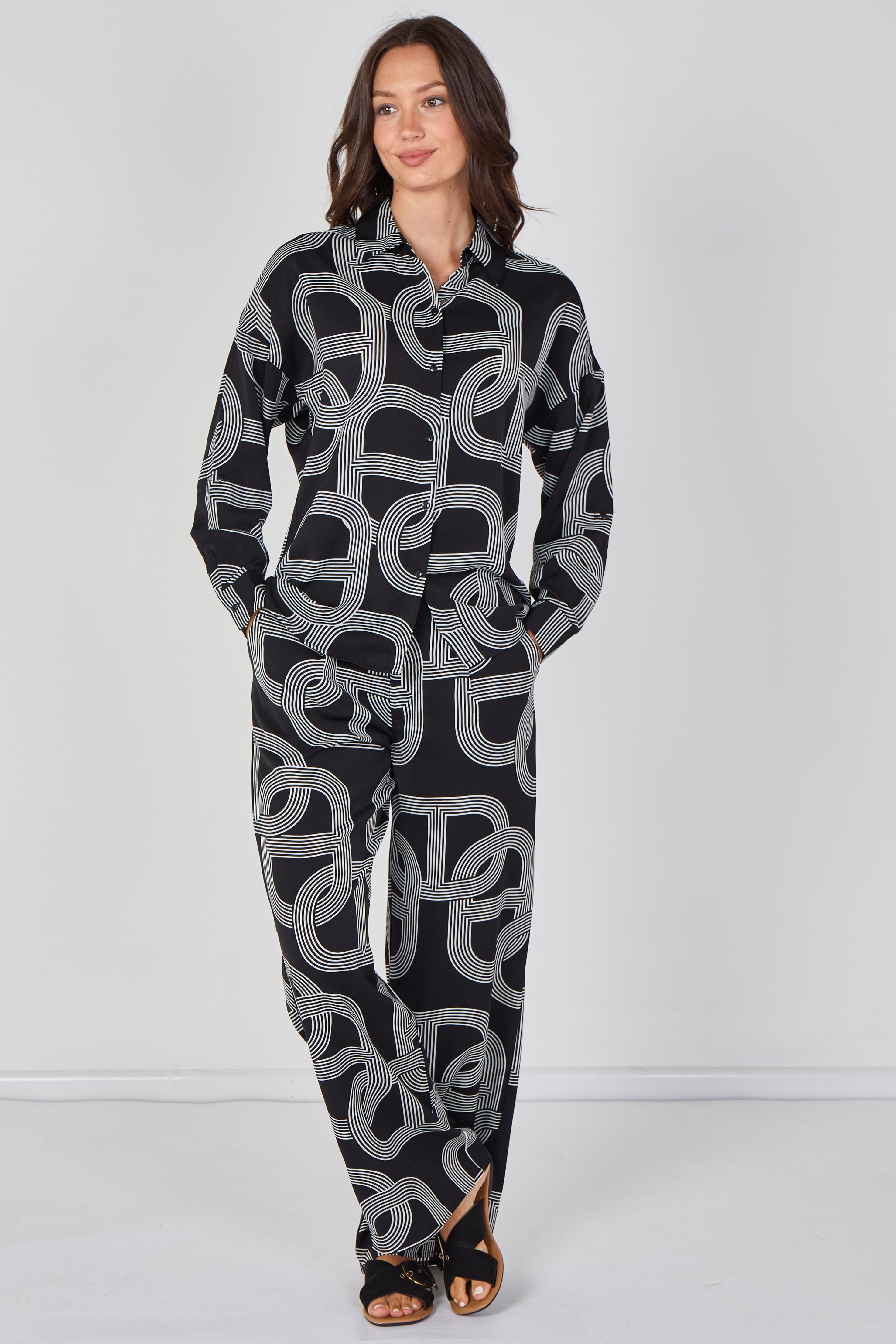 6Pcs Black and White Geo Print Shirt and Trouser Co-ord Set
