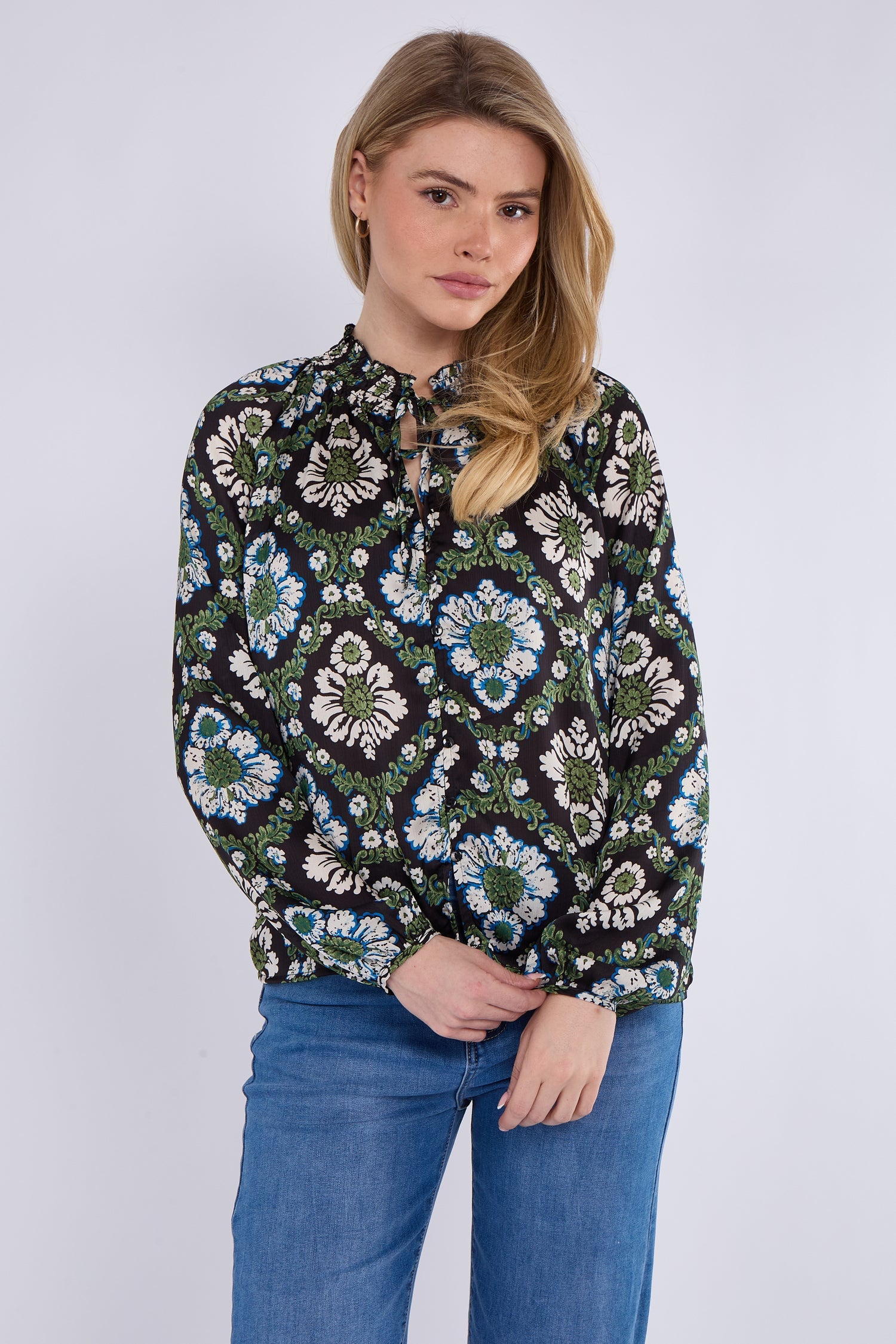 8Pcs Black Baroque Floral Print Tie Lace Satin Blouse