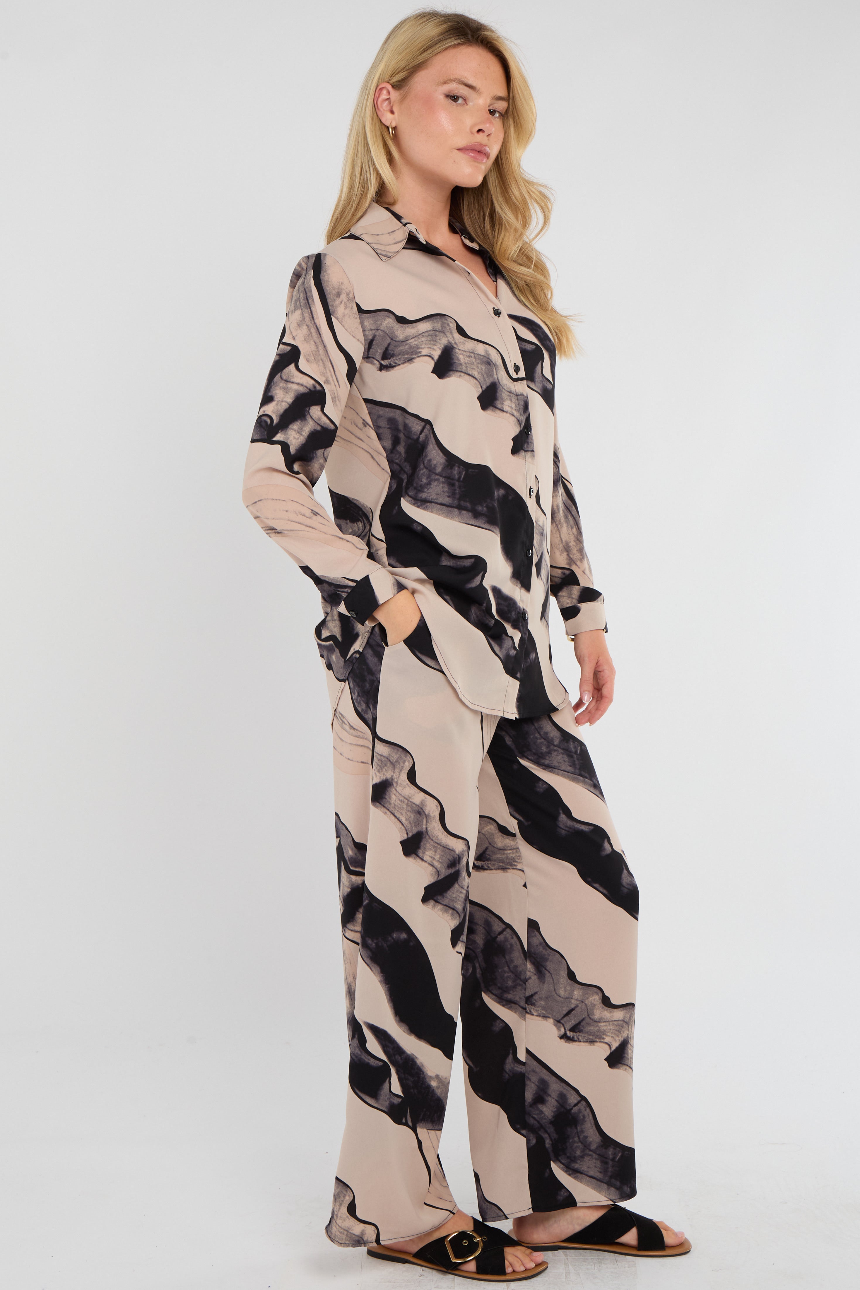 8Pcs Beige Abstract Brushstroke Print Co-ord Shirt and Trousers Set