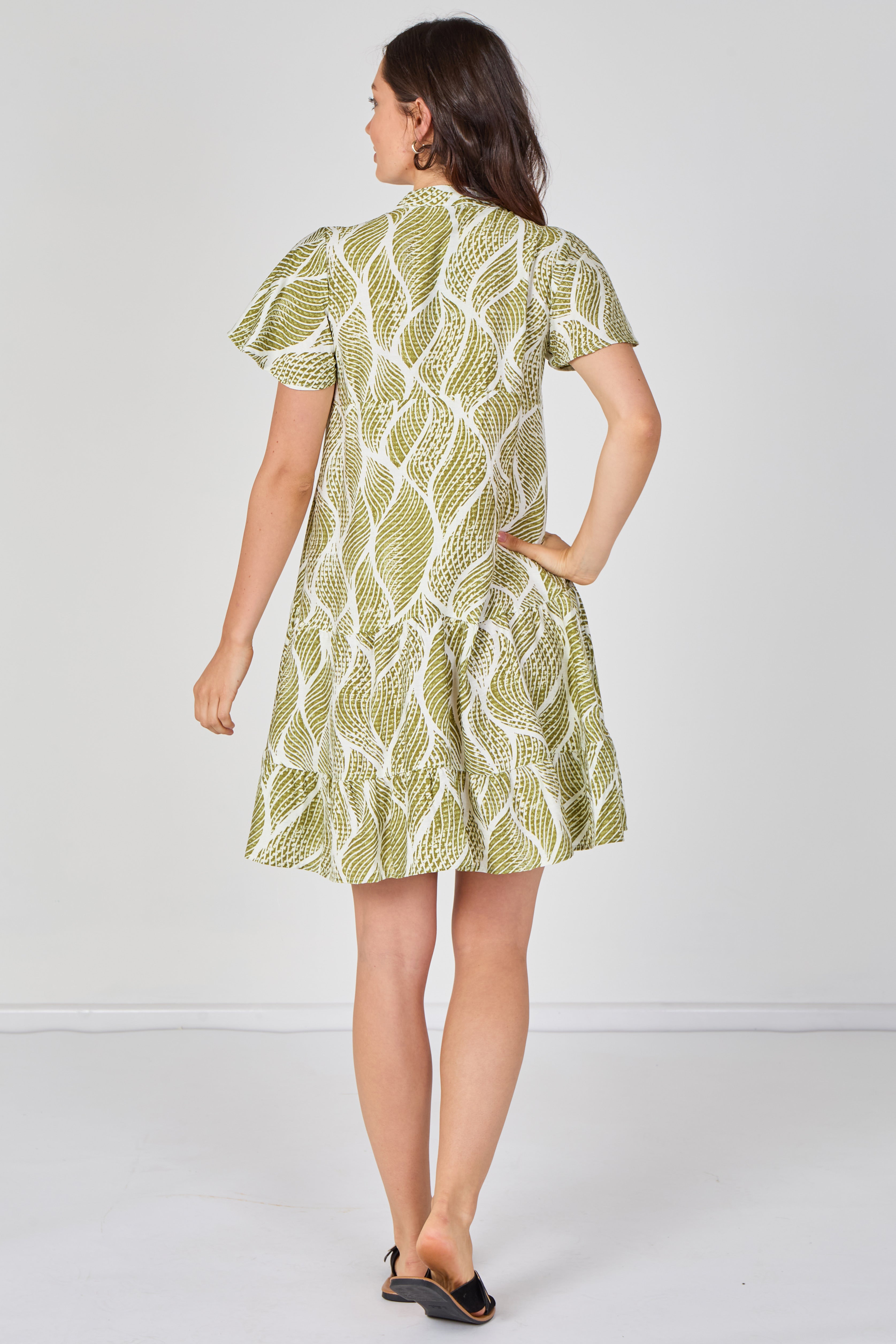 8Pcs Sage Leaf Pattern Print Tiered Mini Dress