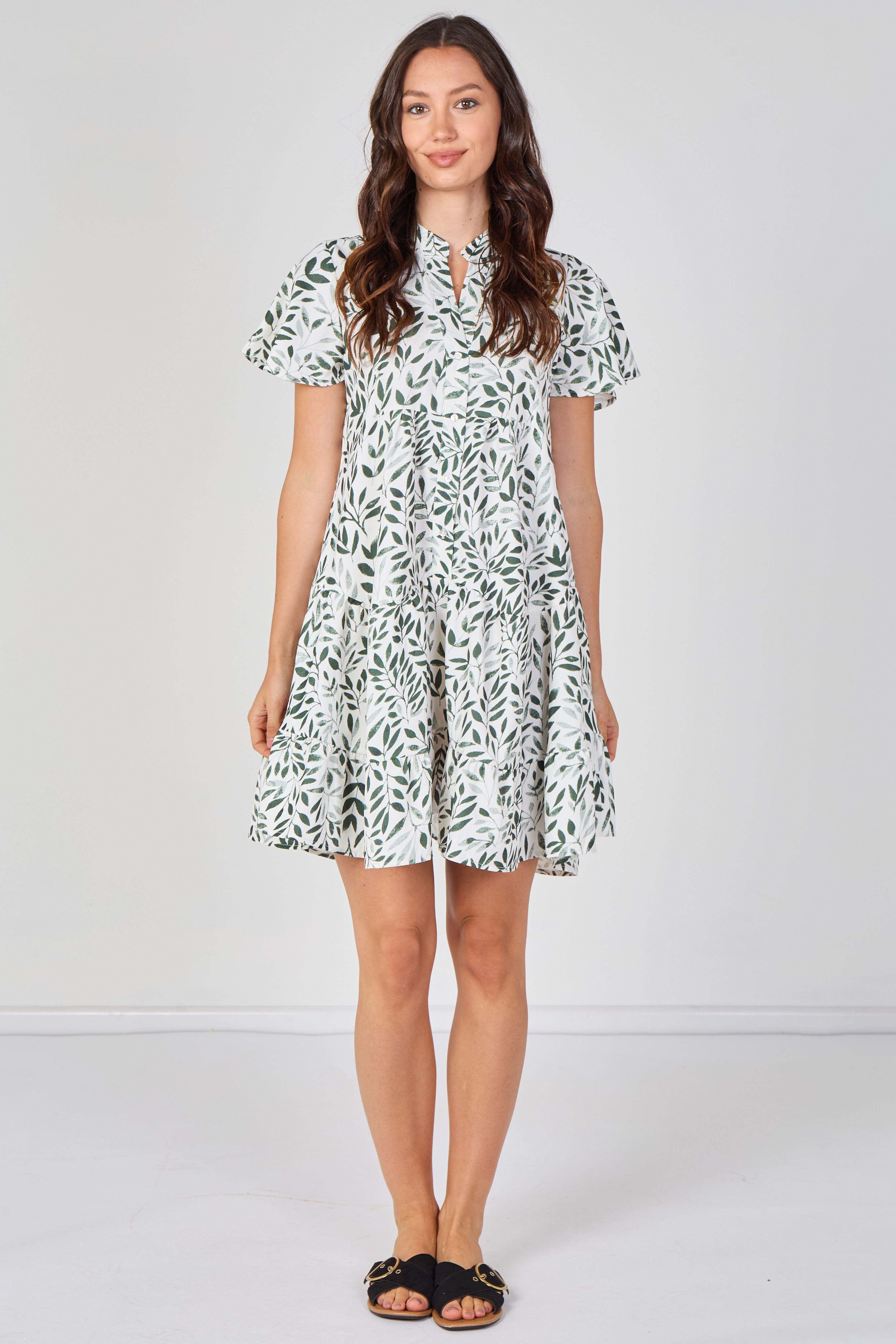 8Pcs Sage Green Leaf Print Tiered Mini Dress