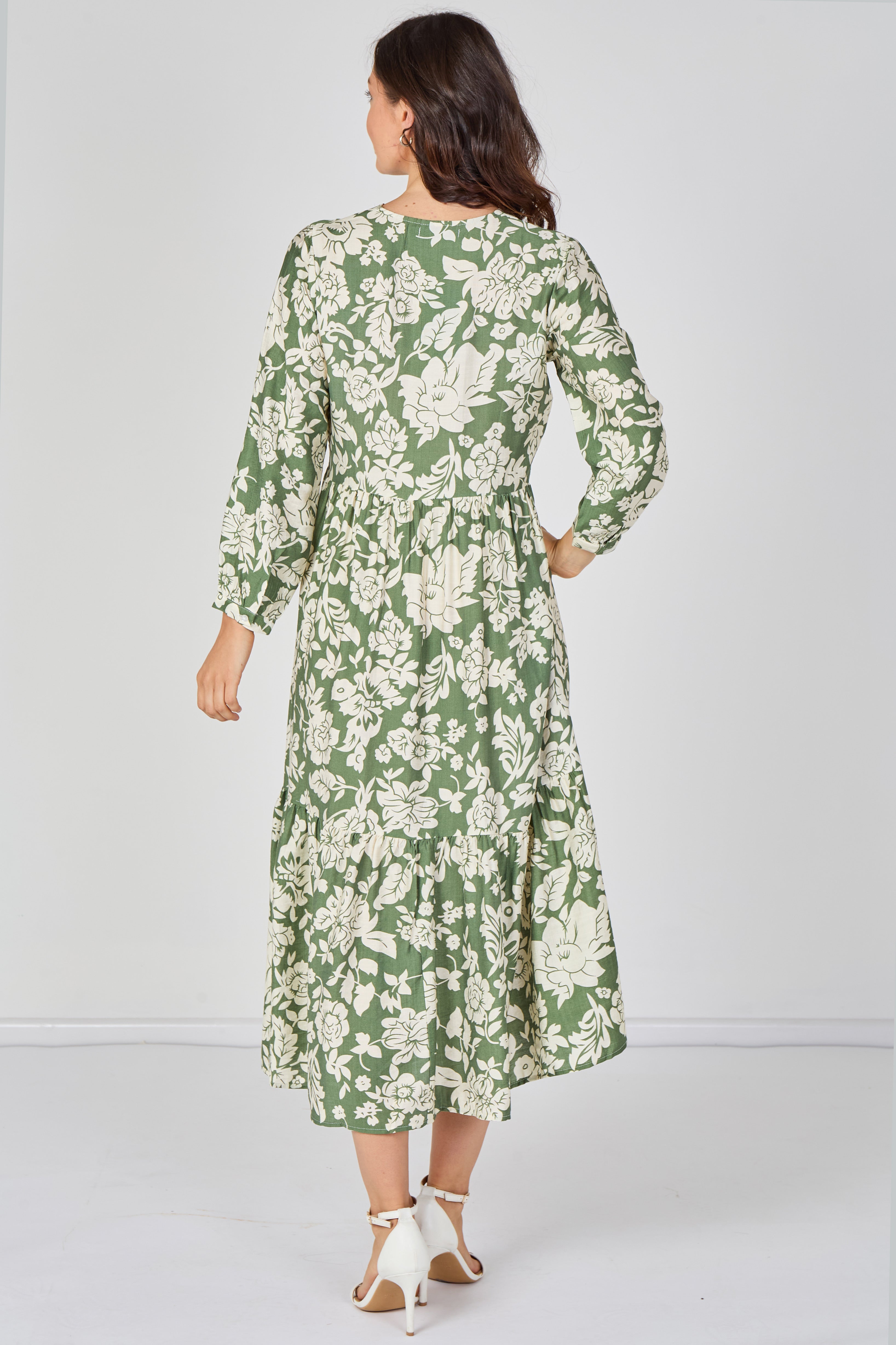 8Pcs Sage Bloom Smock Midaxi Dress
