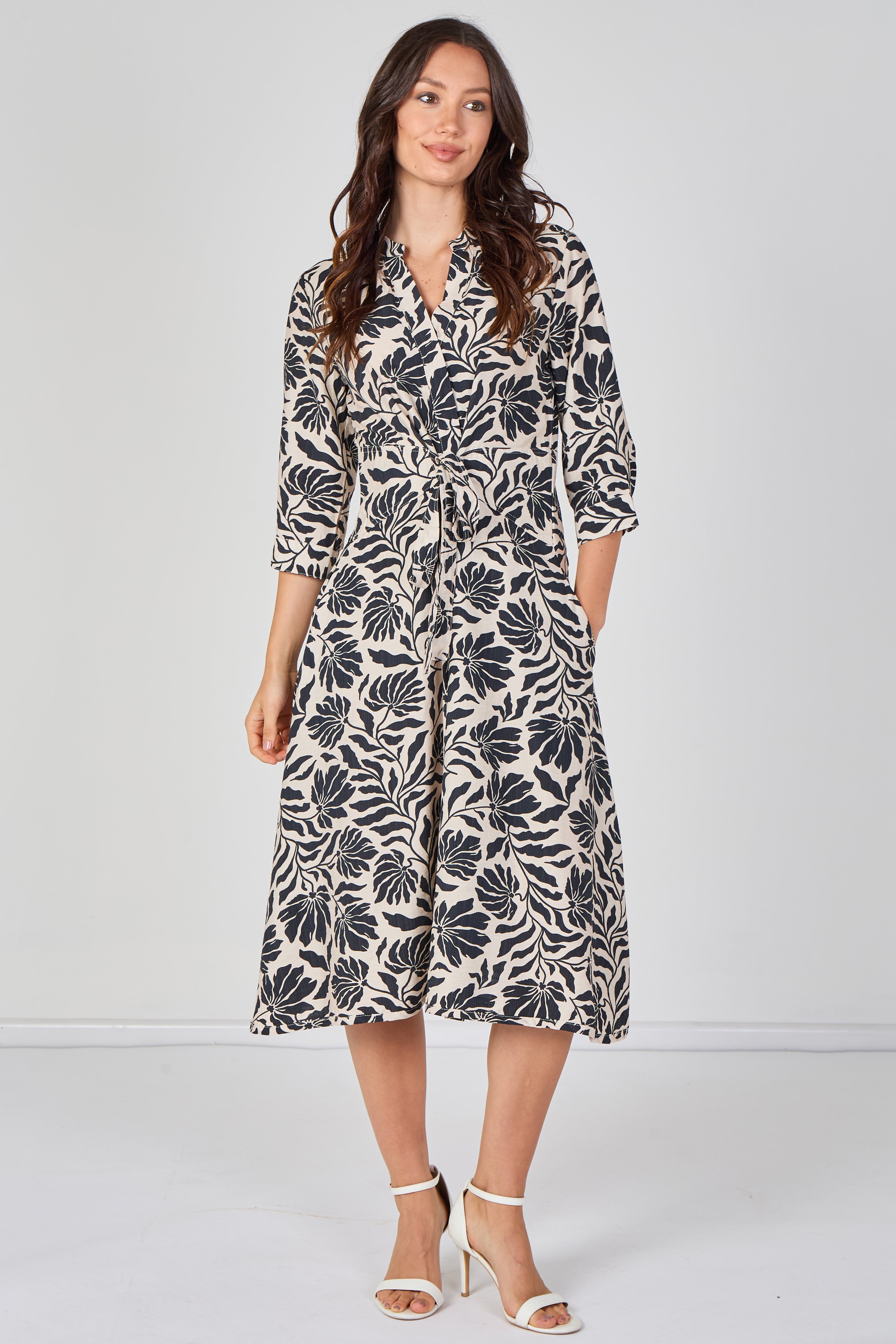 8Pcs Black Tropical Print Quarter Sleeve Tie Waist Midi Dress
