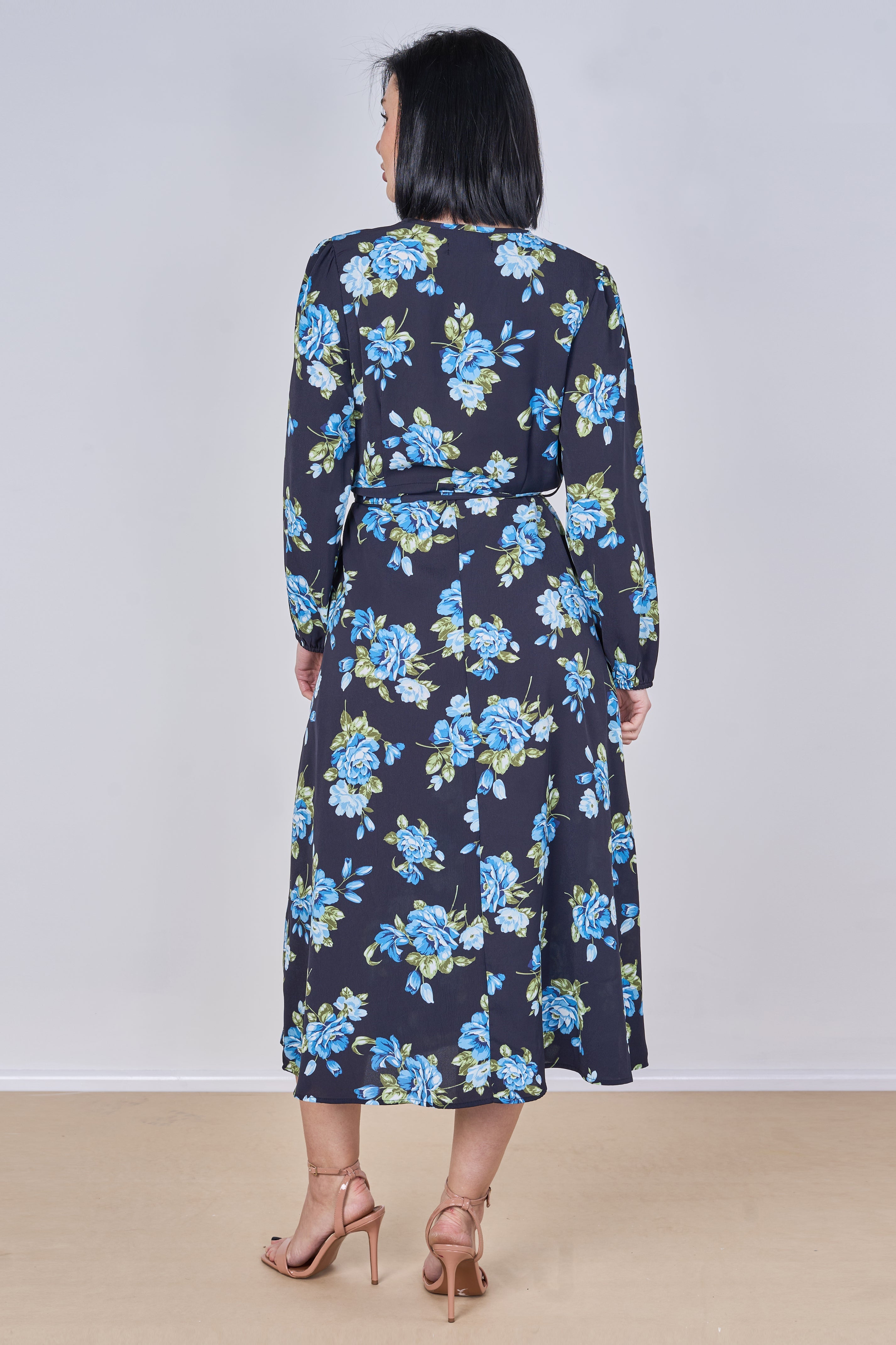 8Pcs Blue Rose Floral Print Belted Crossover Midi Dress