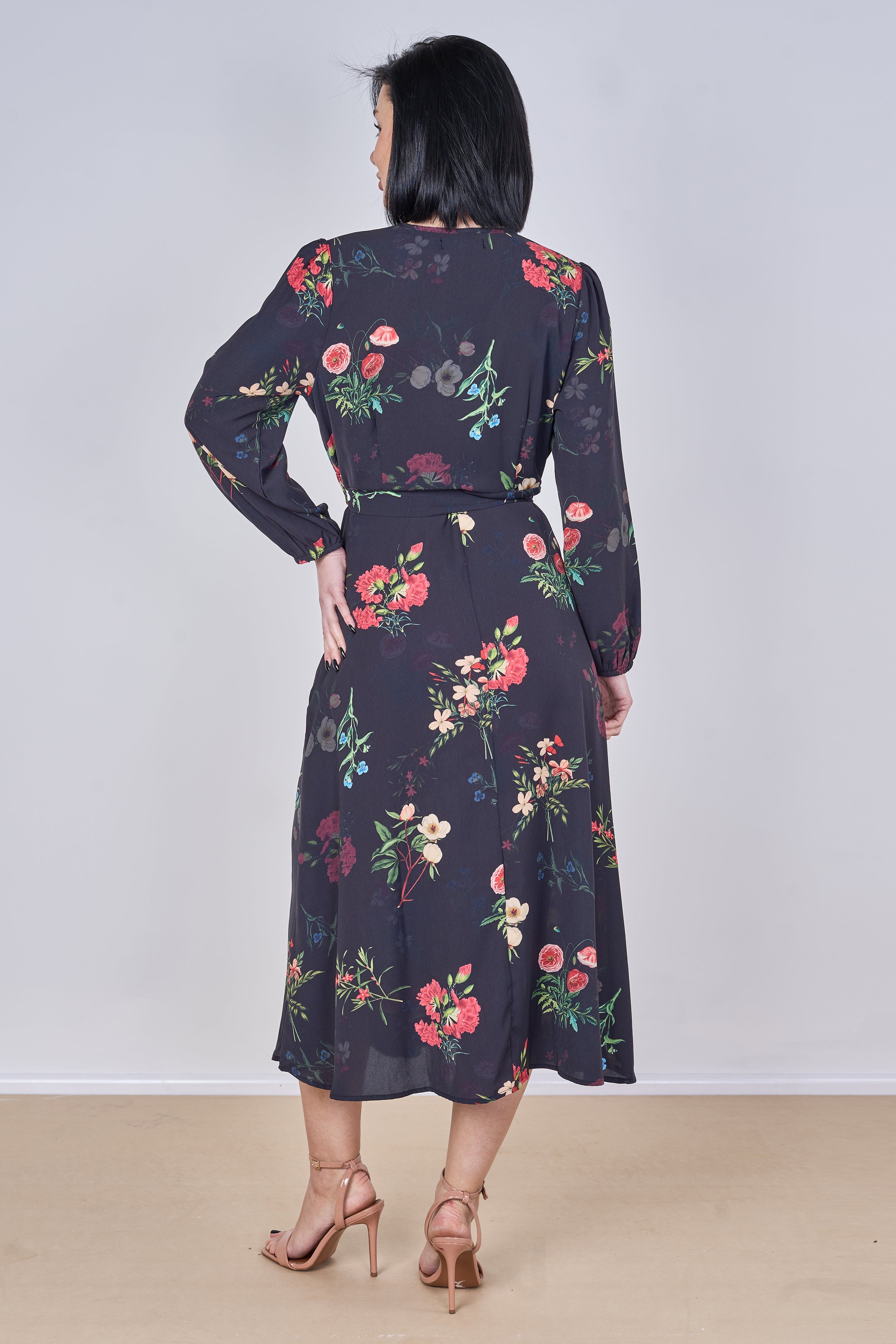 8Pcs Black Floral Print Belted Crossover Midi Dress