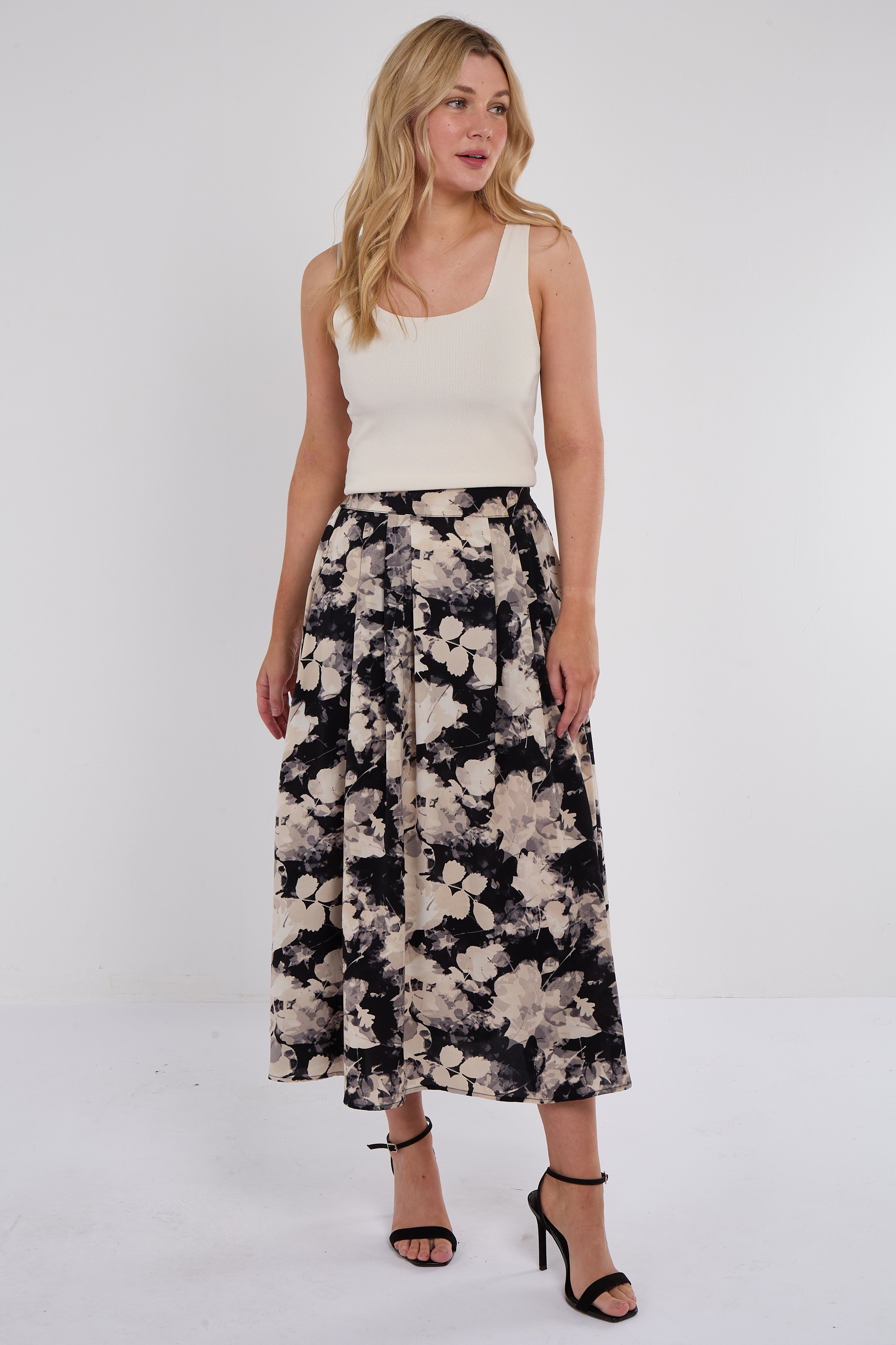 7Pcs Black Floral Print Pleated Midi Skirt