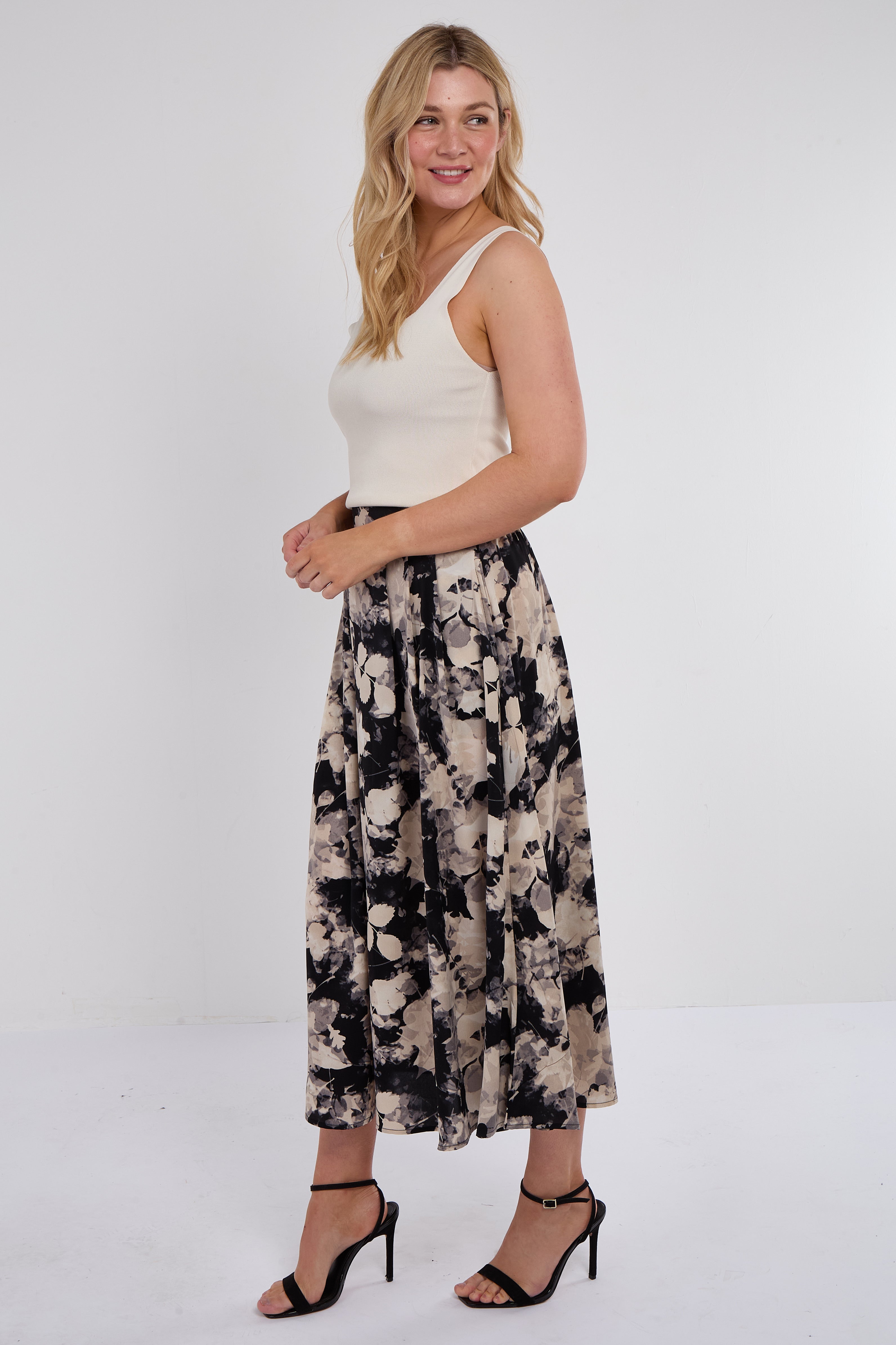 7Pcs Black Floral Print Pleated Midi Skirt