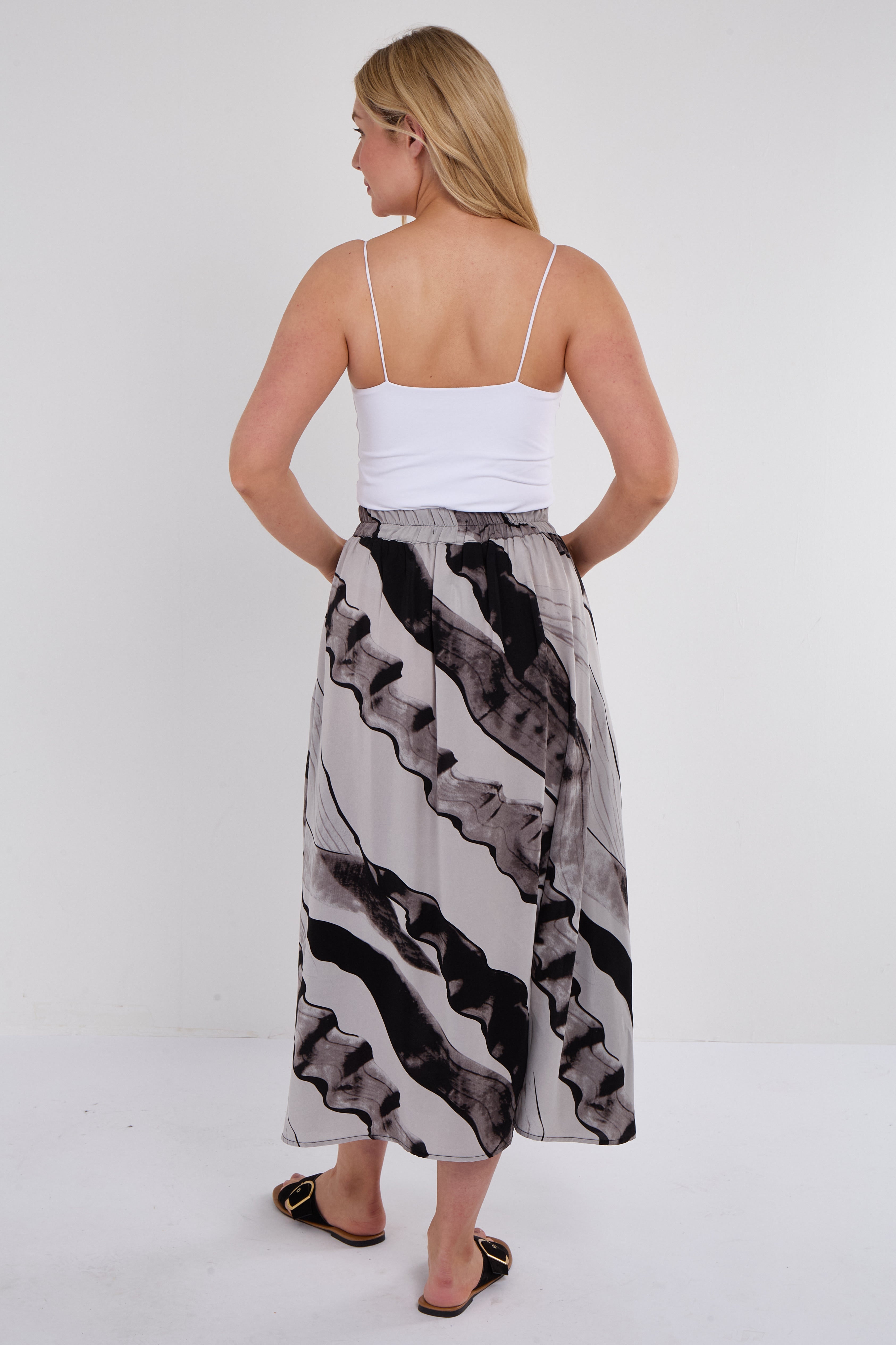 7Pcs Grey Abstract Print Pleated Maxi Skirt
