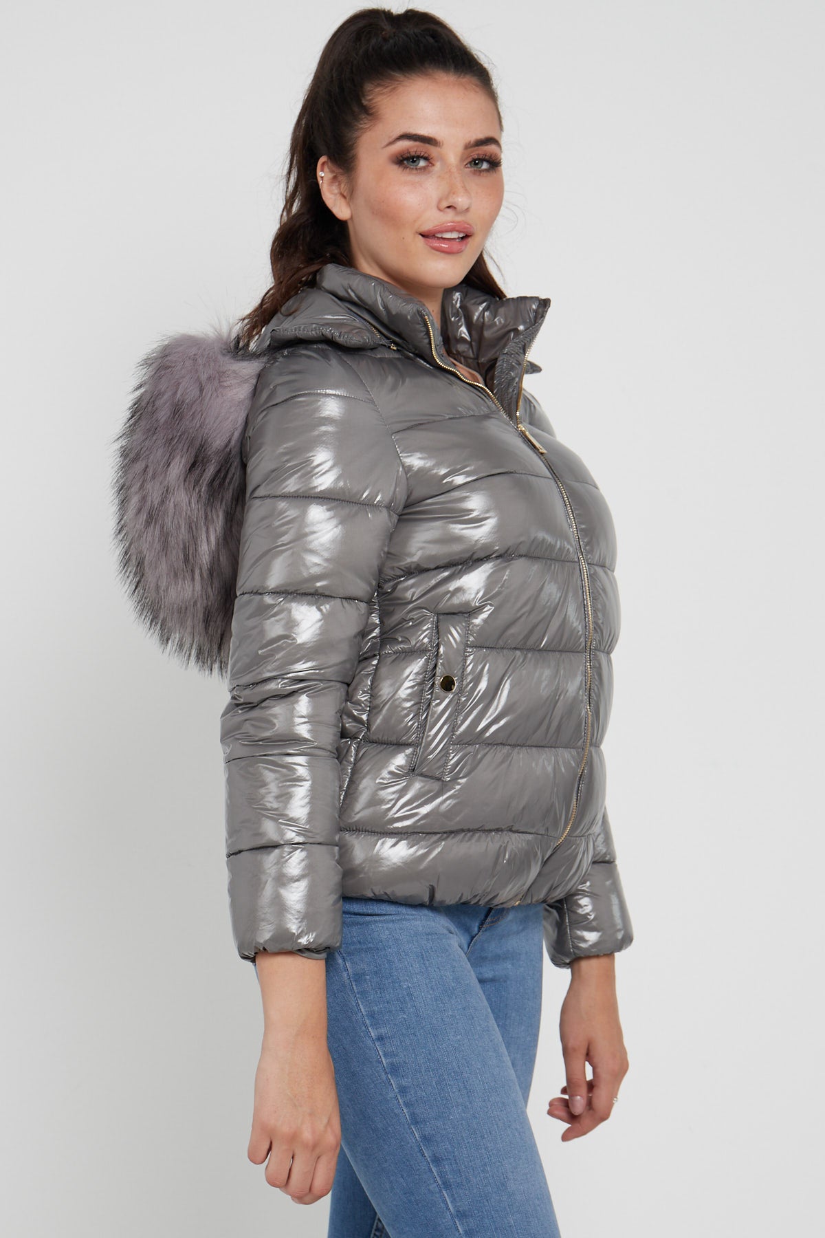 6Pcs Grey Shiny Puffer Jacket with Grey Faux Fur