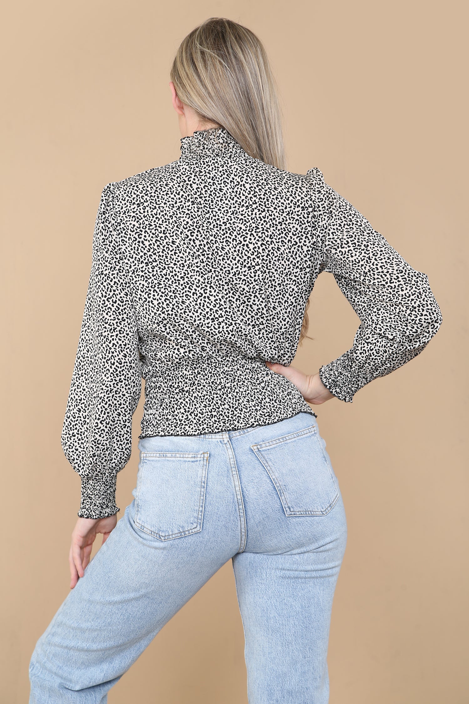 8Pcs White Leopard Shirred Waist Crop Top
