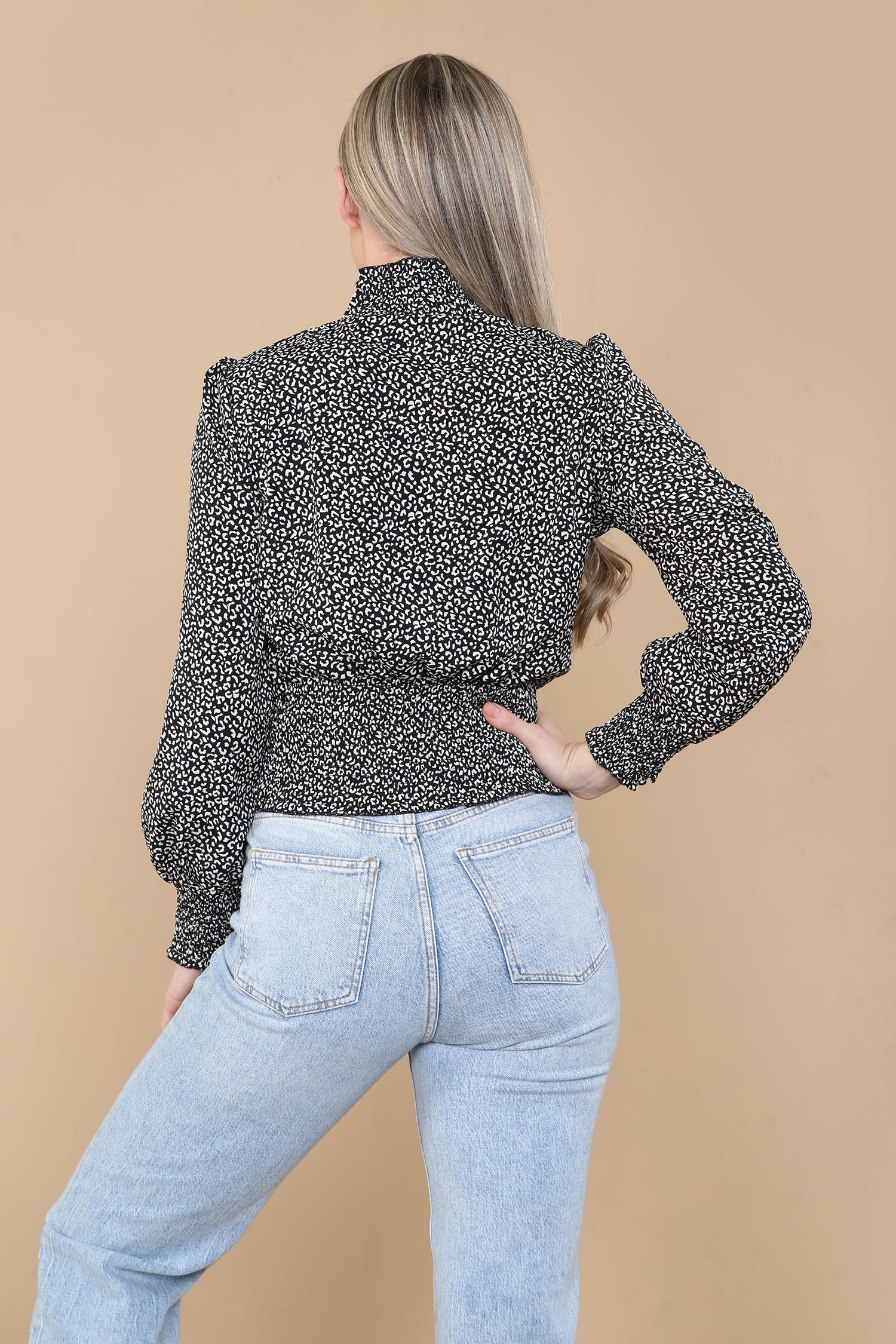8Pcs Black Leopard Shirred Waist Crop Top